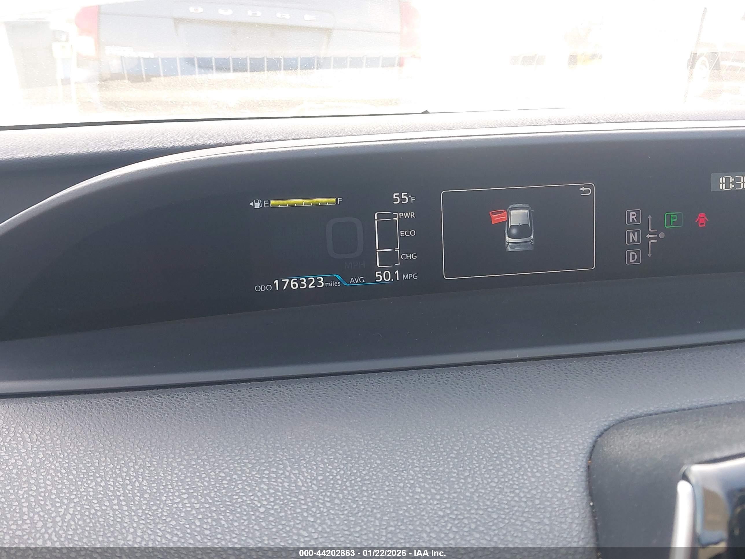TOYOTA PRIUS image 7