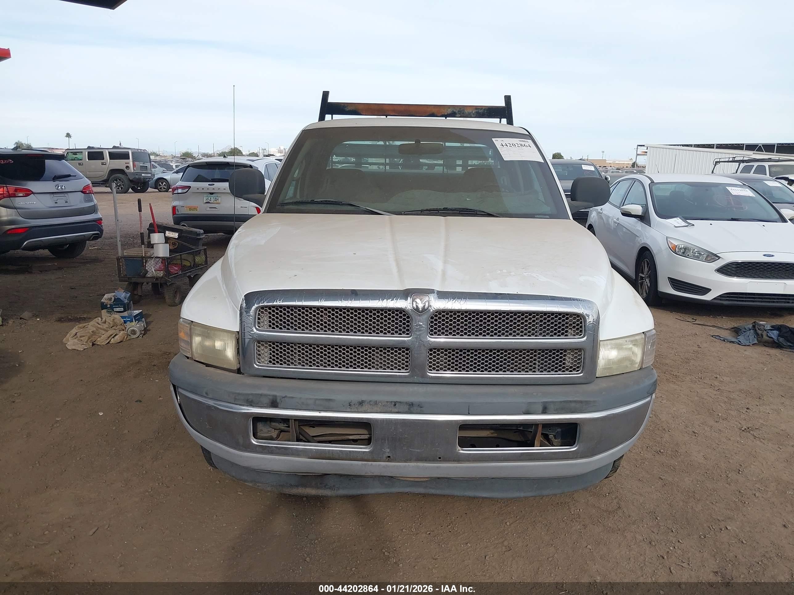 DODGE RAM image 6