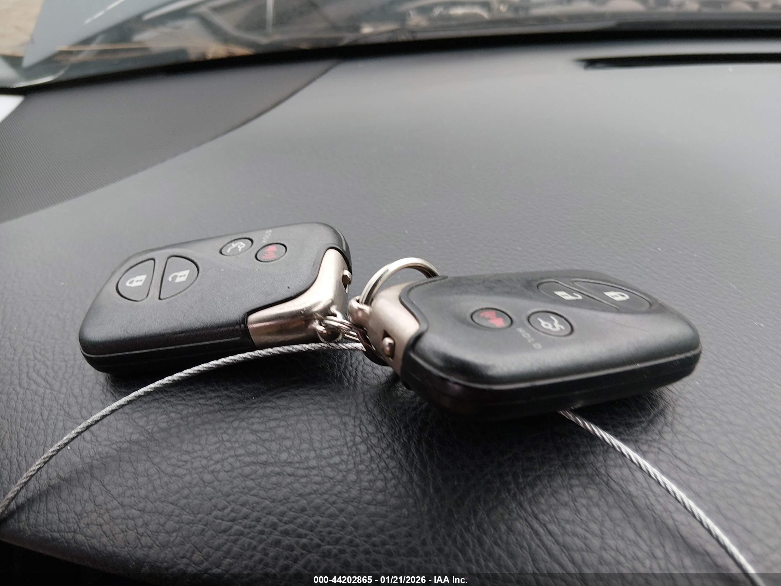 LEXUS LS image 11