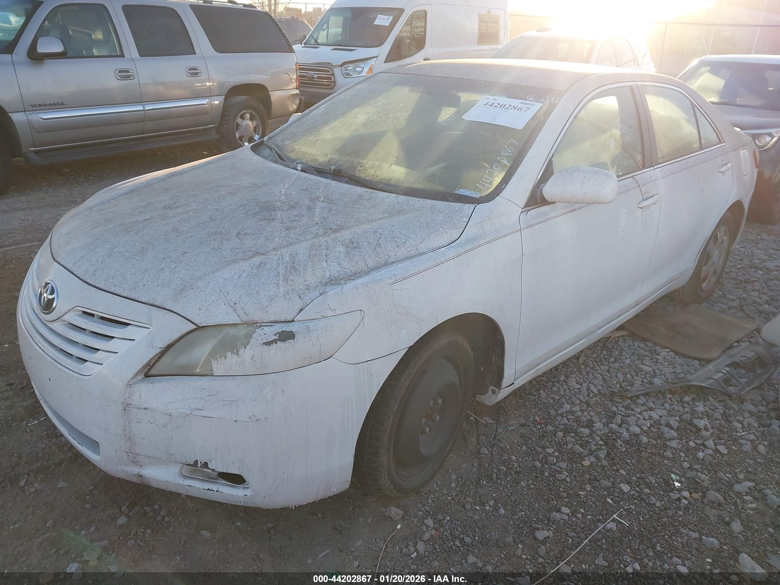 TOYOTA CAMRY image 2