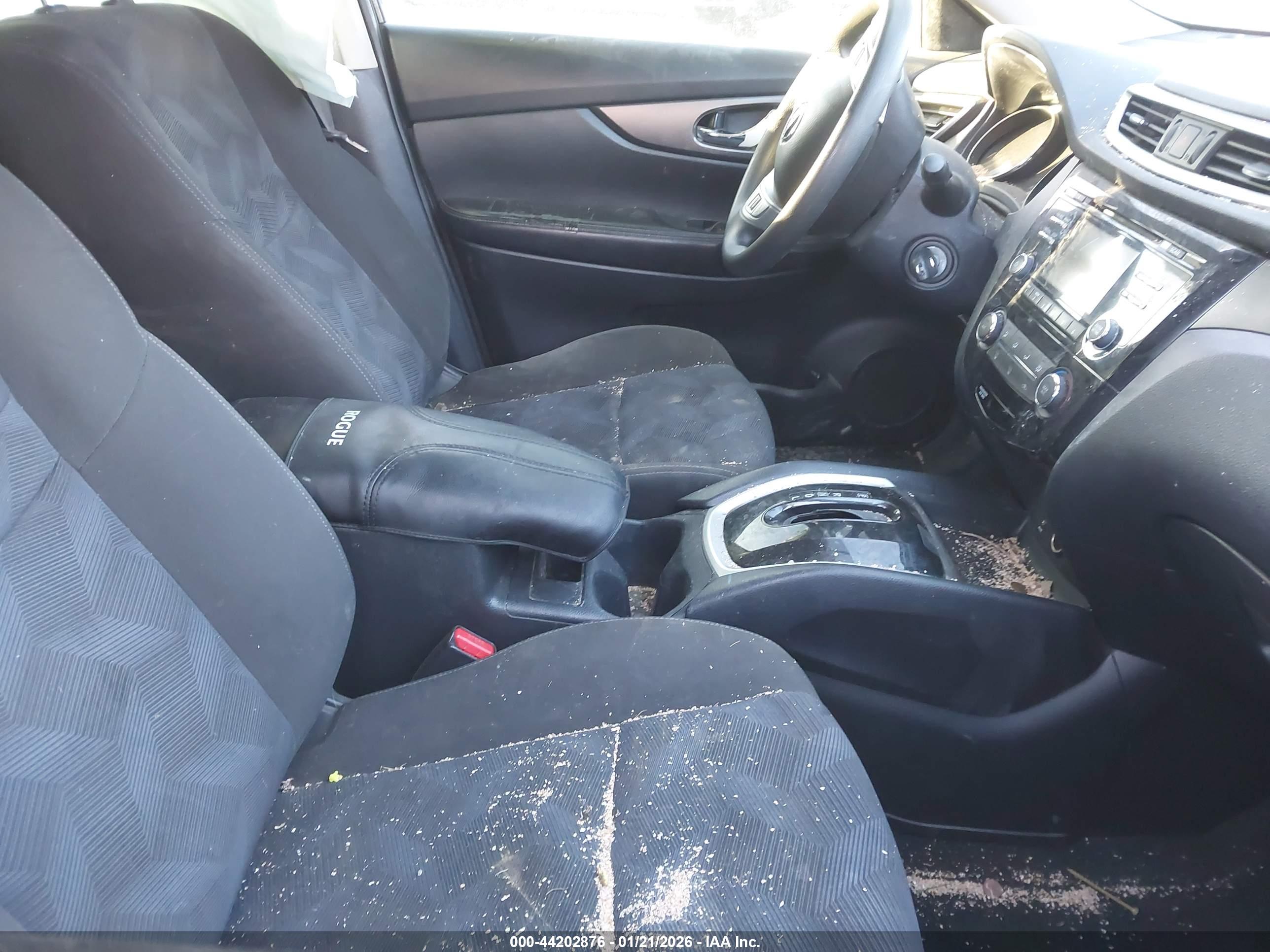 NISSAN ROGUE image 5