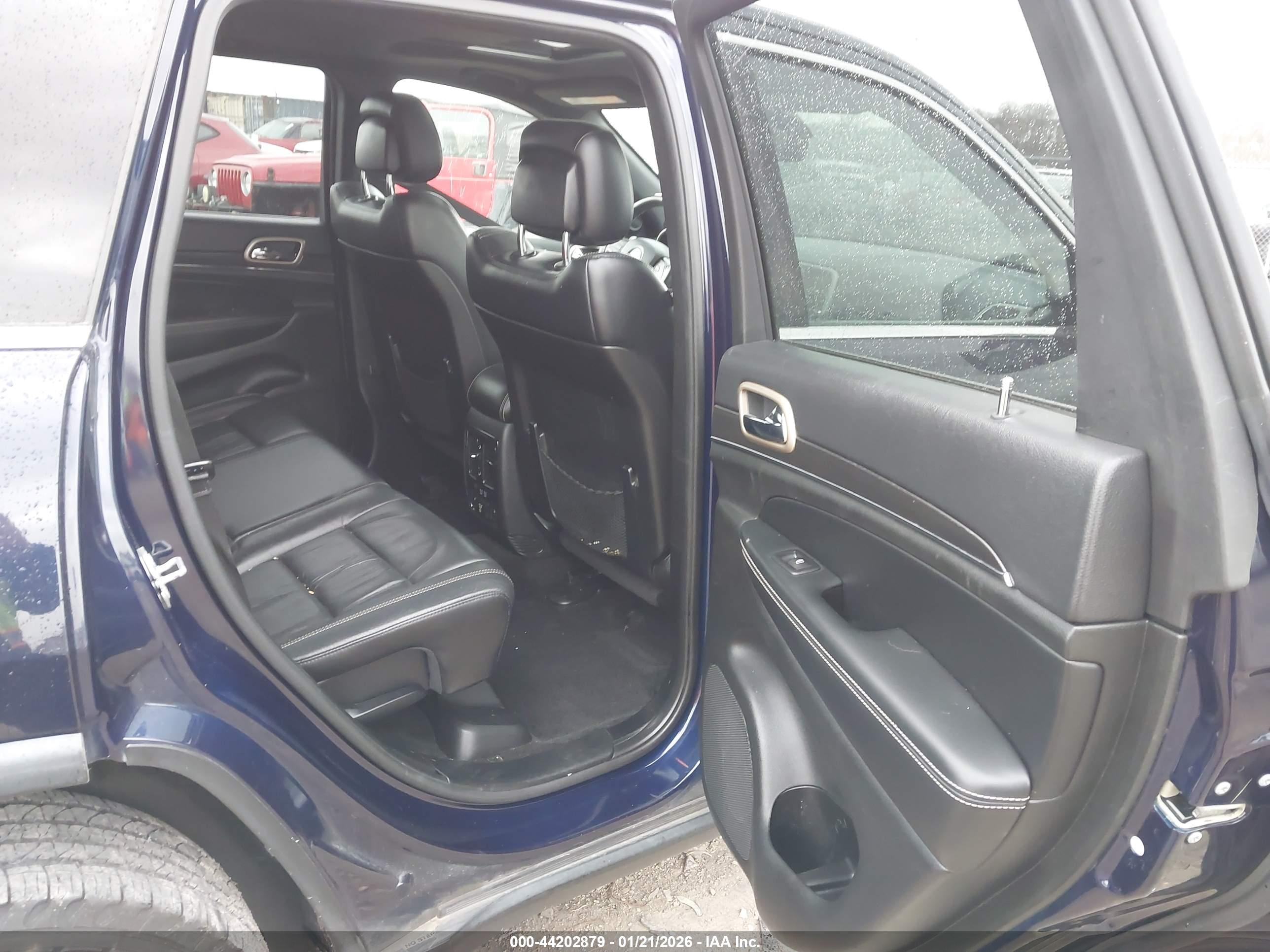 JEEP GRAND image 8