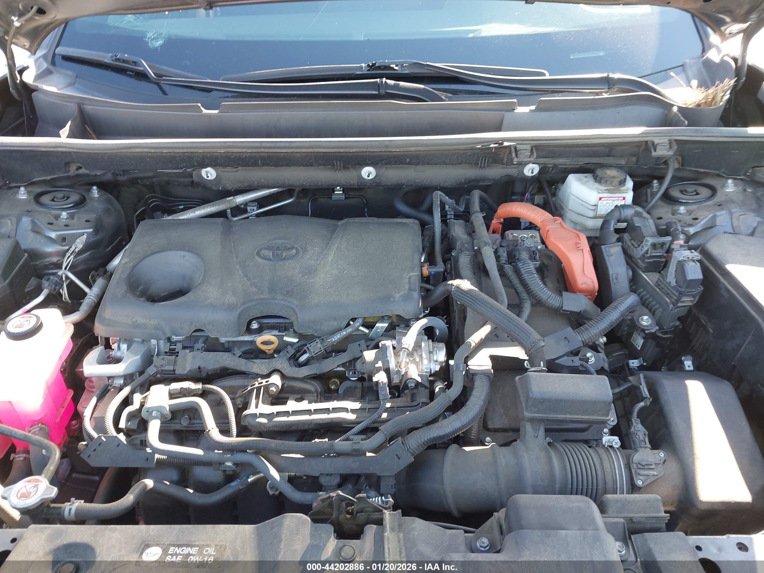 TOYOTA RAV4 image 10