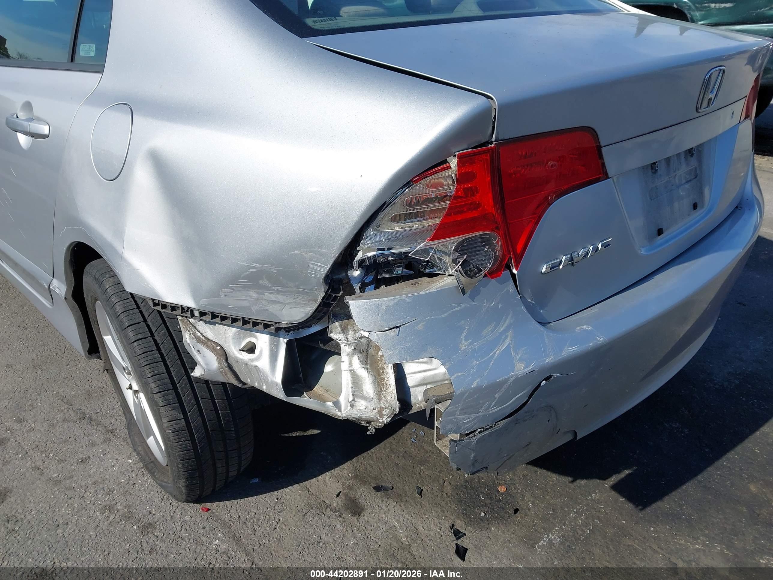 HONDA CIVIC image 6