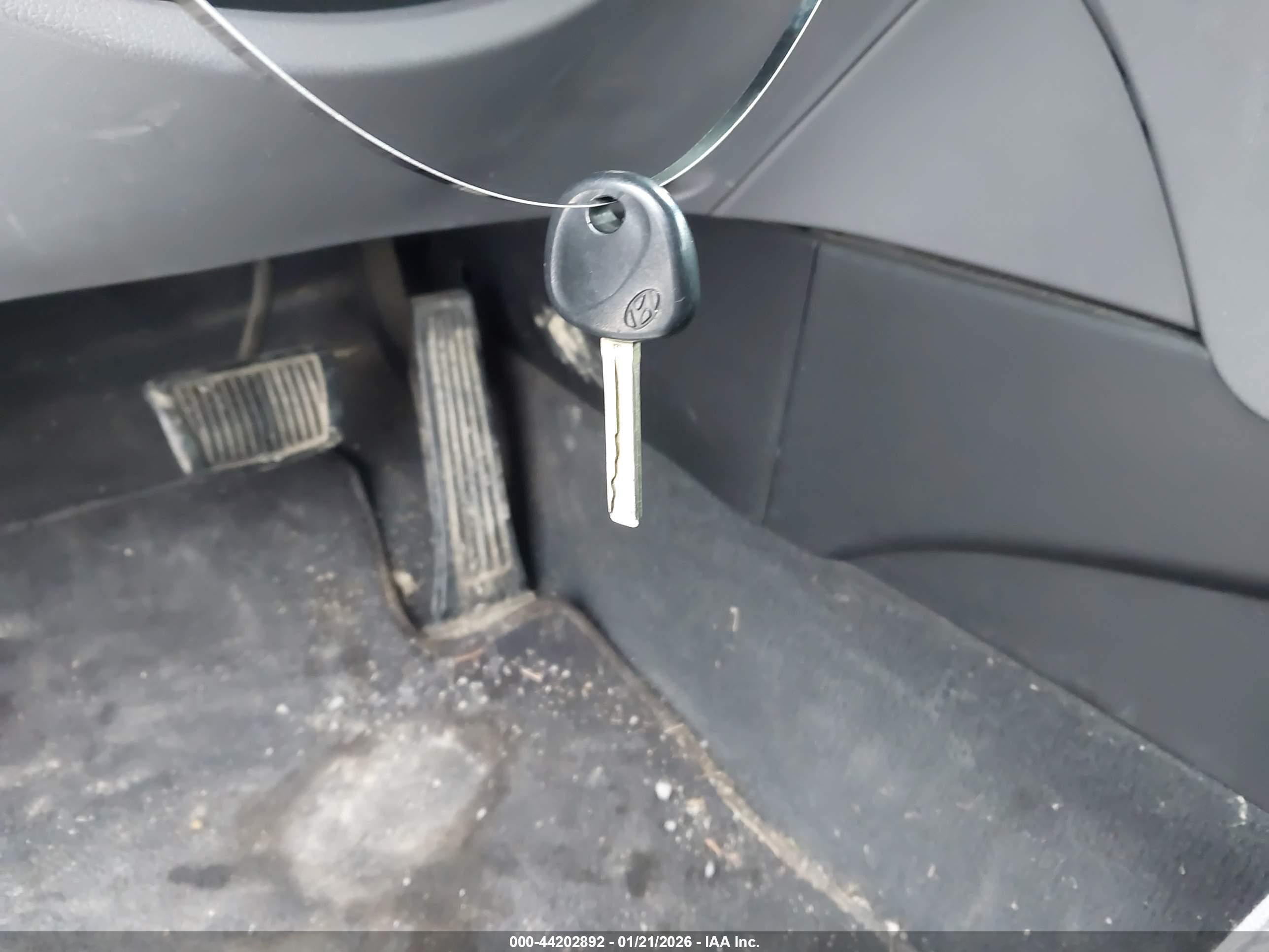 HYUNDAI SONATA image 11
