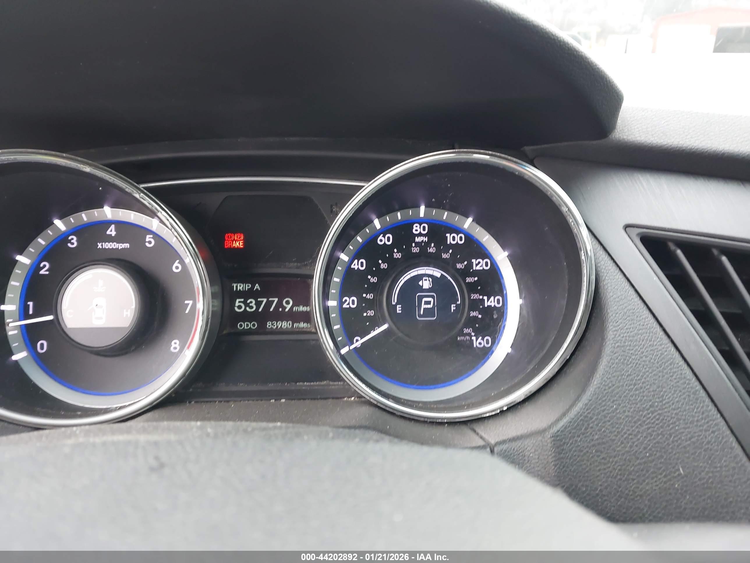 HYUNDAI SONATA image 7