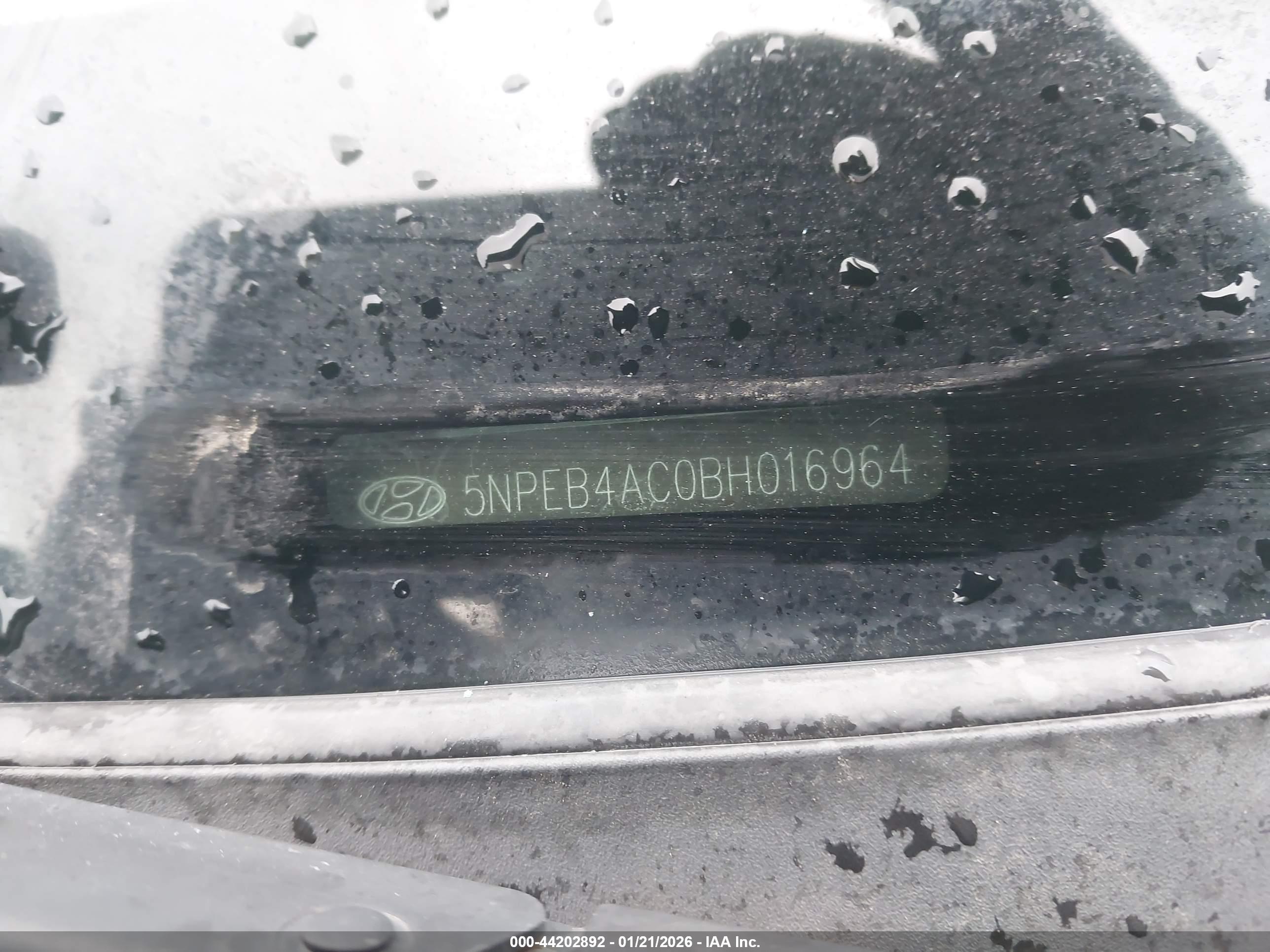 HYUNDAI SONATA image 9