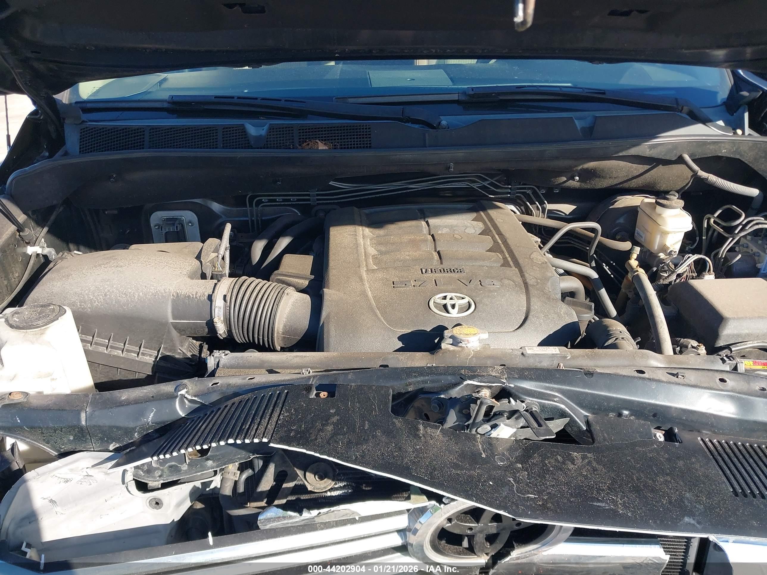 TOYOTA TUNDRA image 10