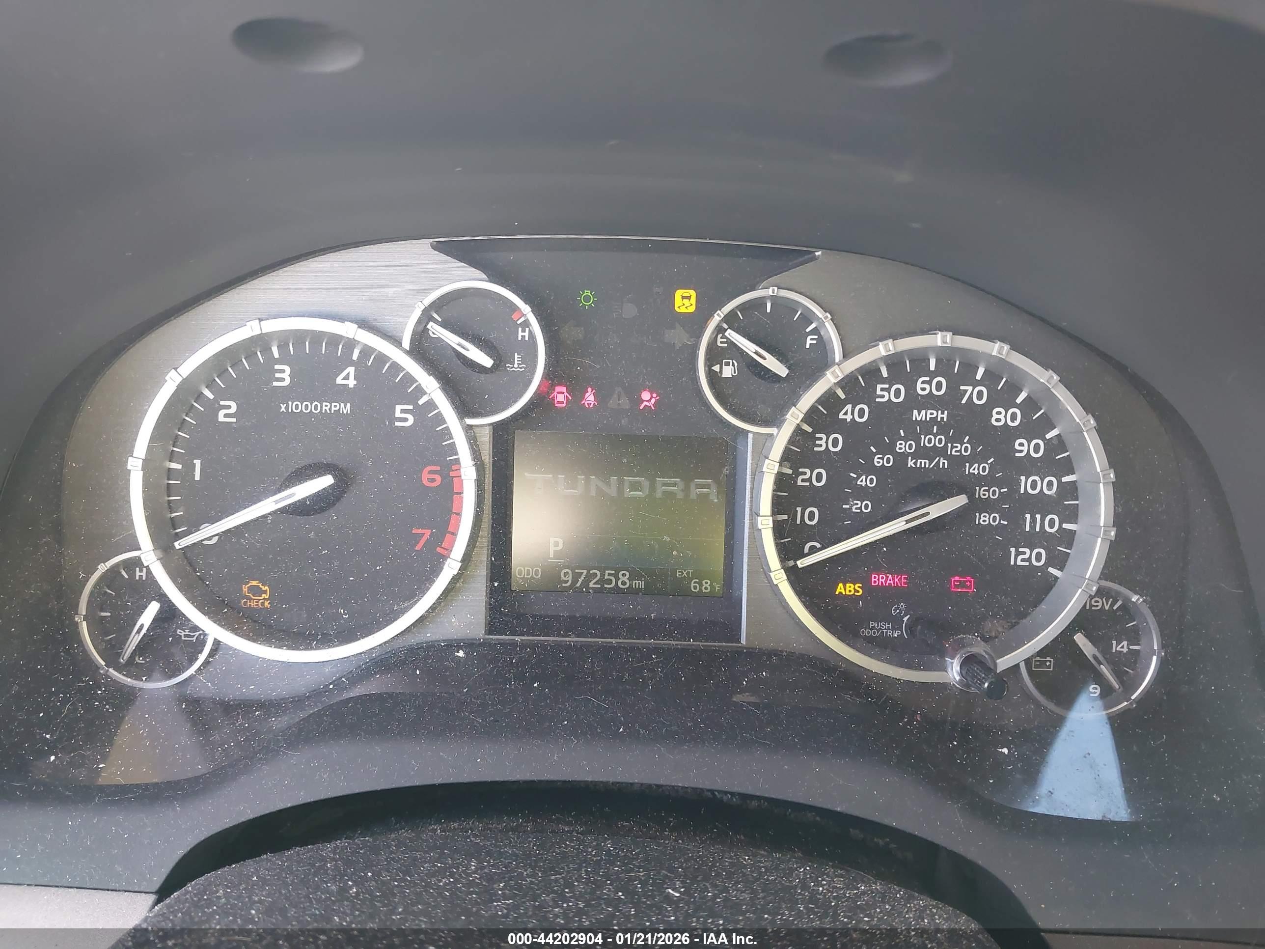 TOYOTA TUNDRA image 7