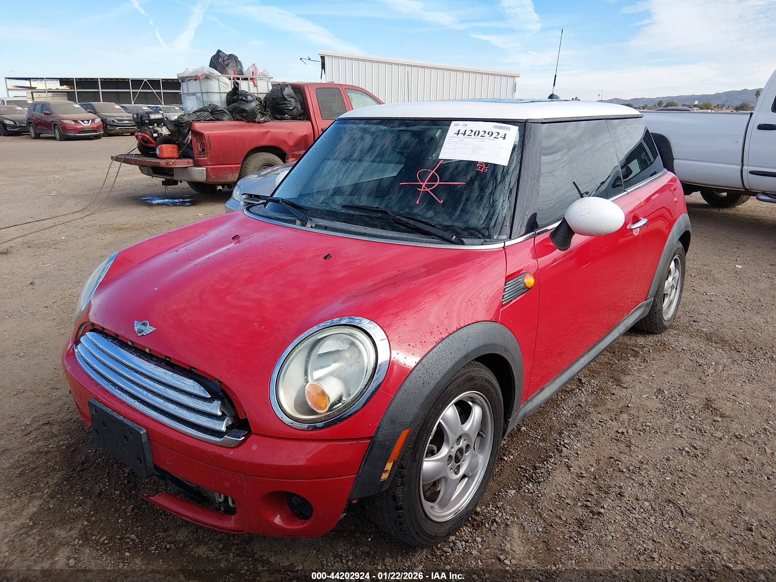 MINI COOPER image 2
