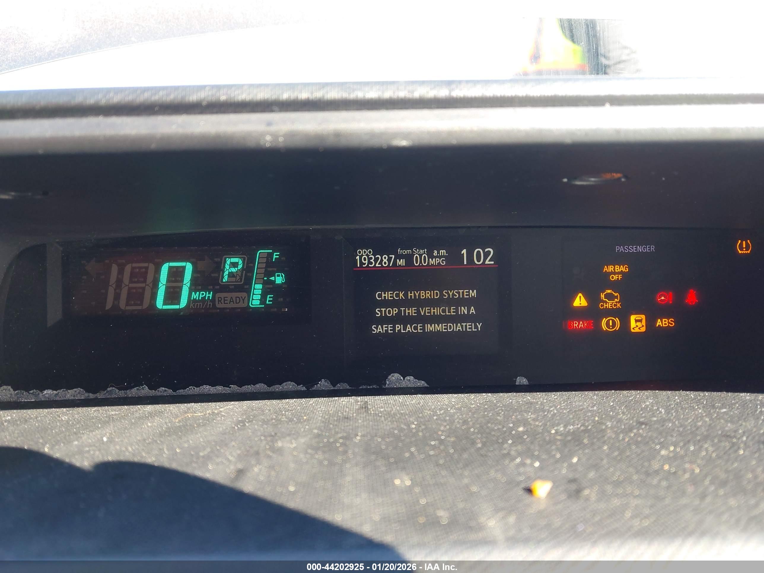TOYOTA PRIUS image 7
