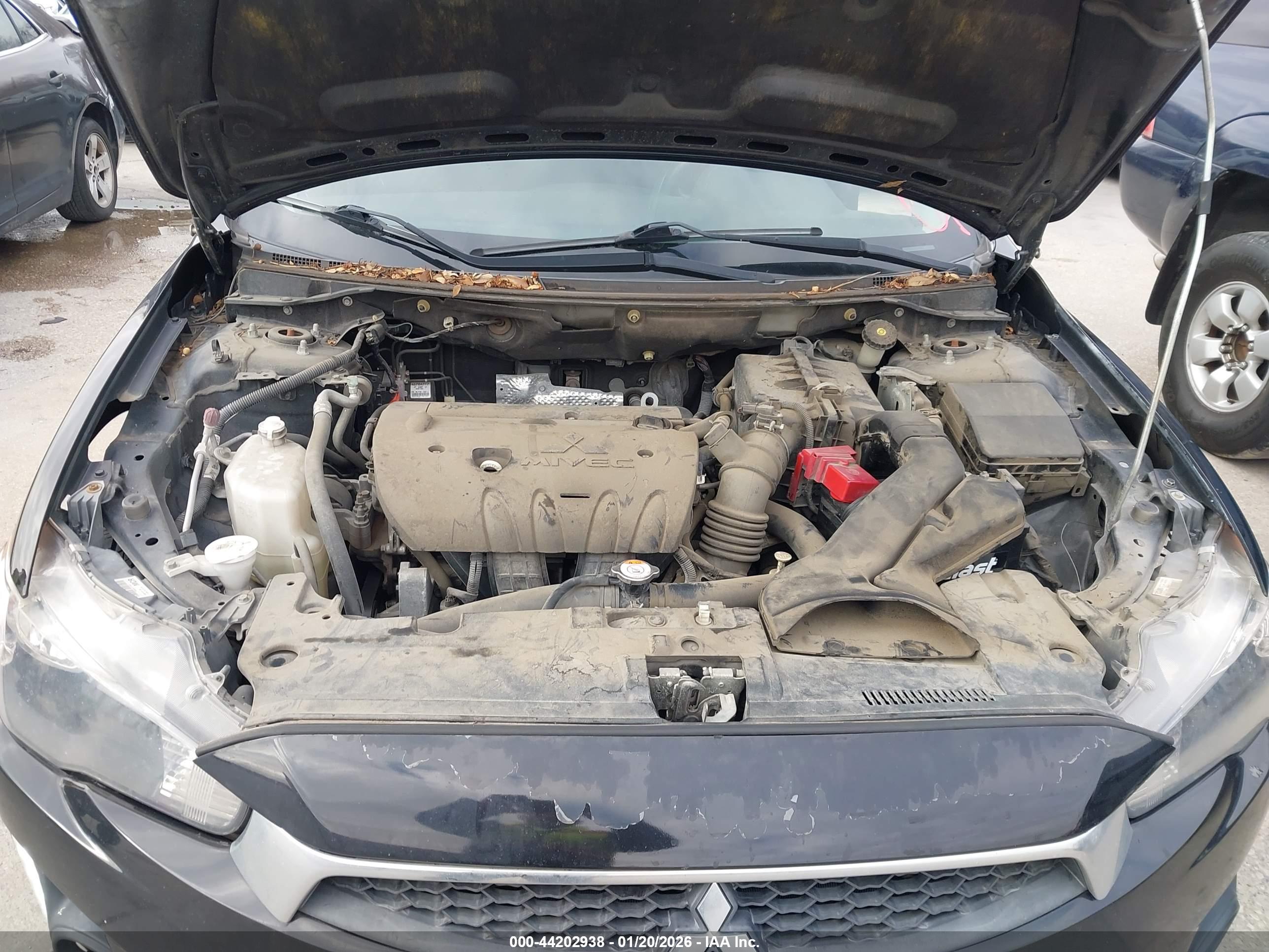 MITSUBISHI LANCER image 10