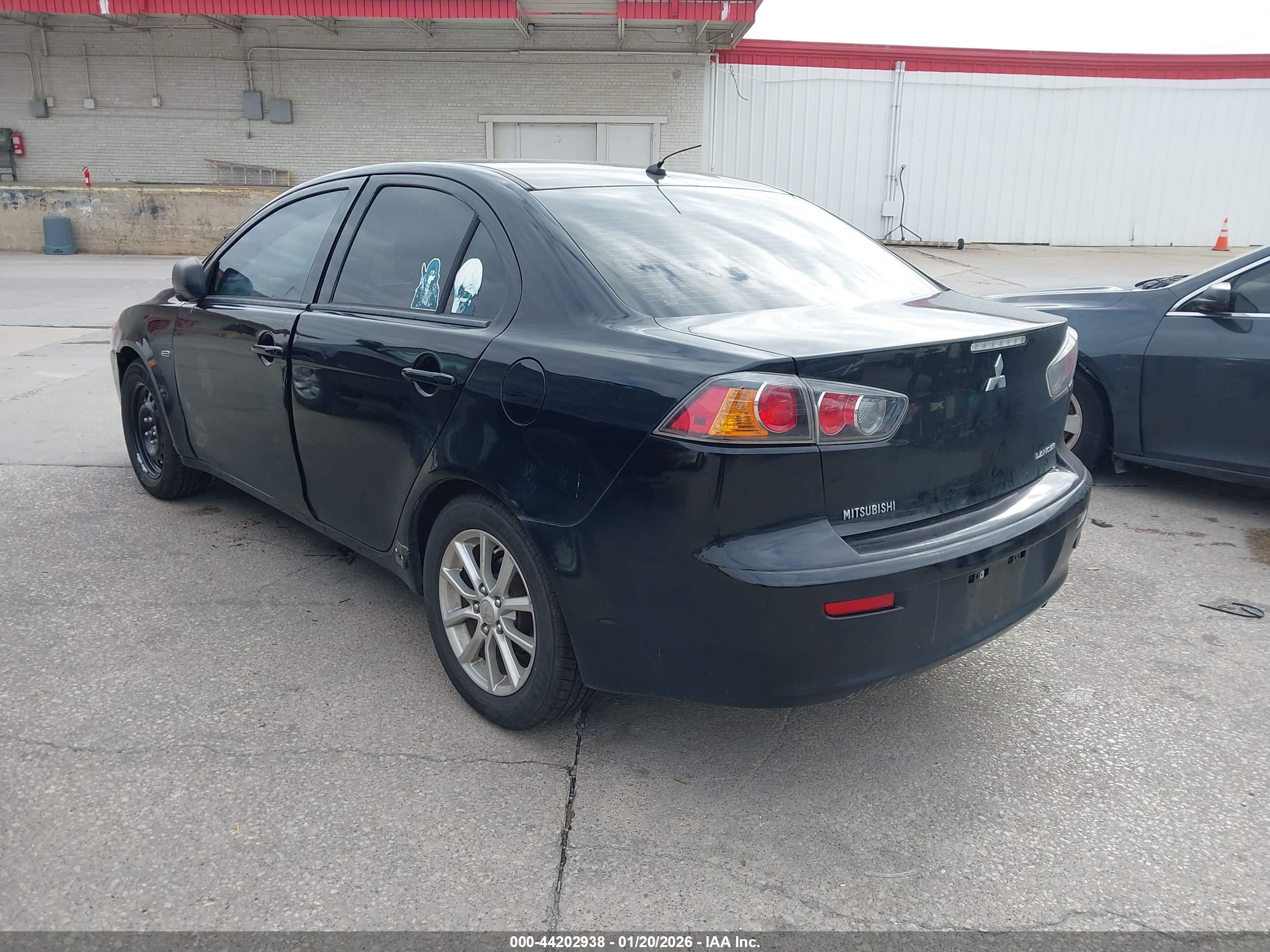 MITSUBISHI LANCER image 3