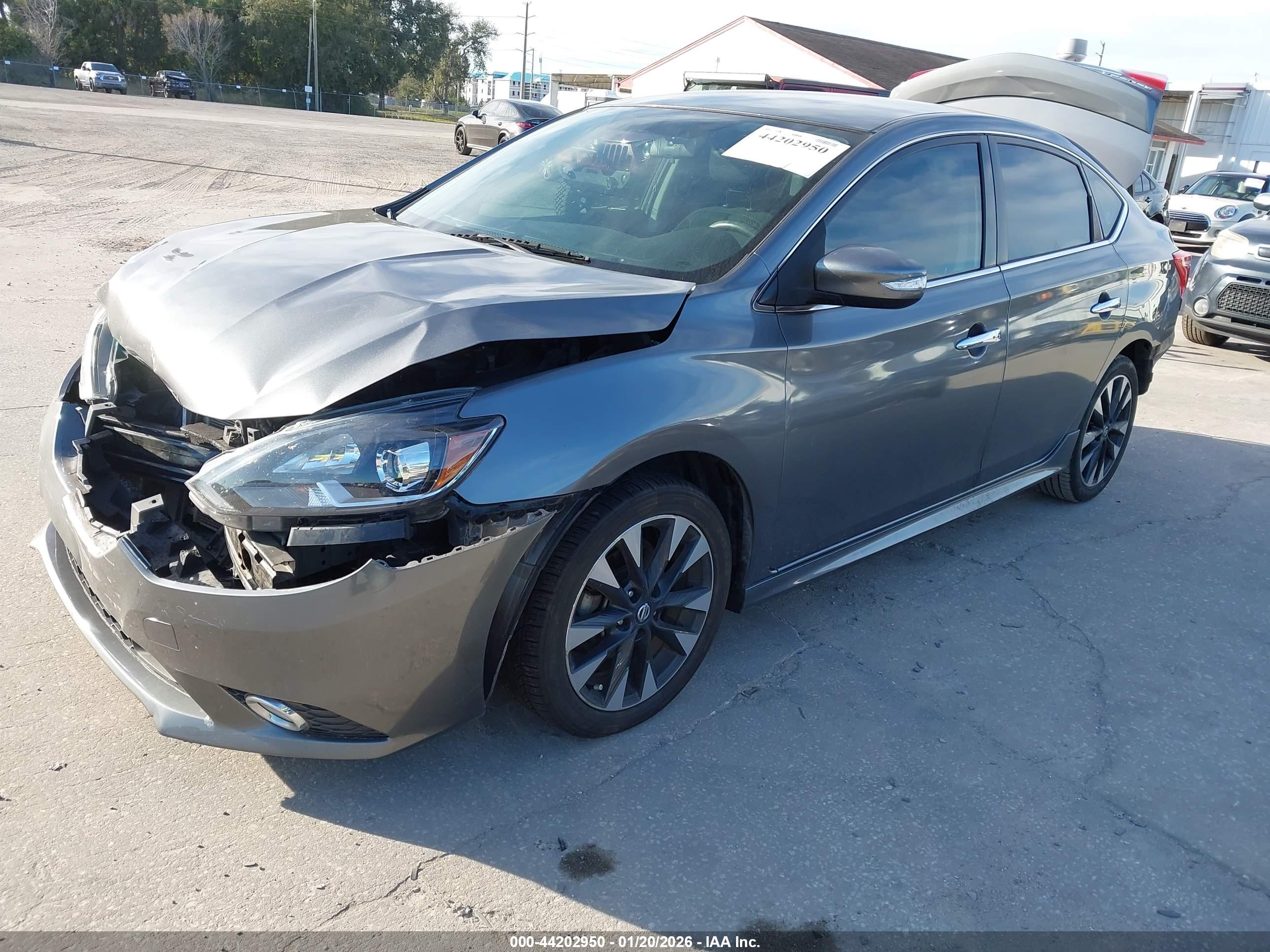 NISSAN SENTRA image 2