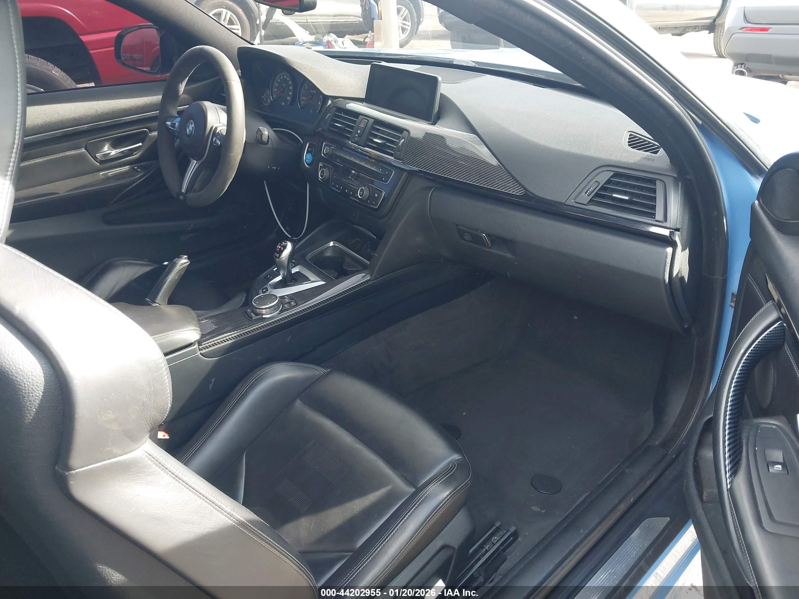 BMW M4 image 5