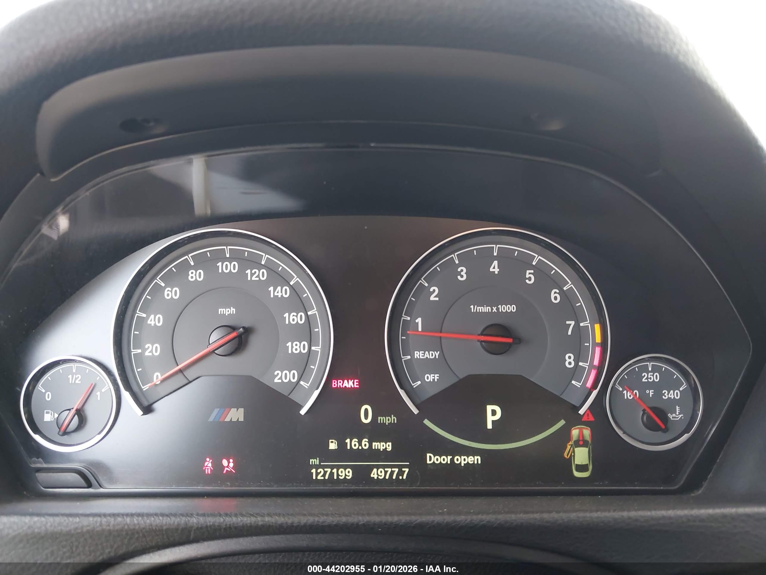 BMW M4 image 7