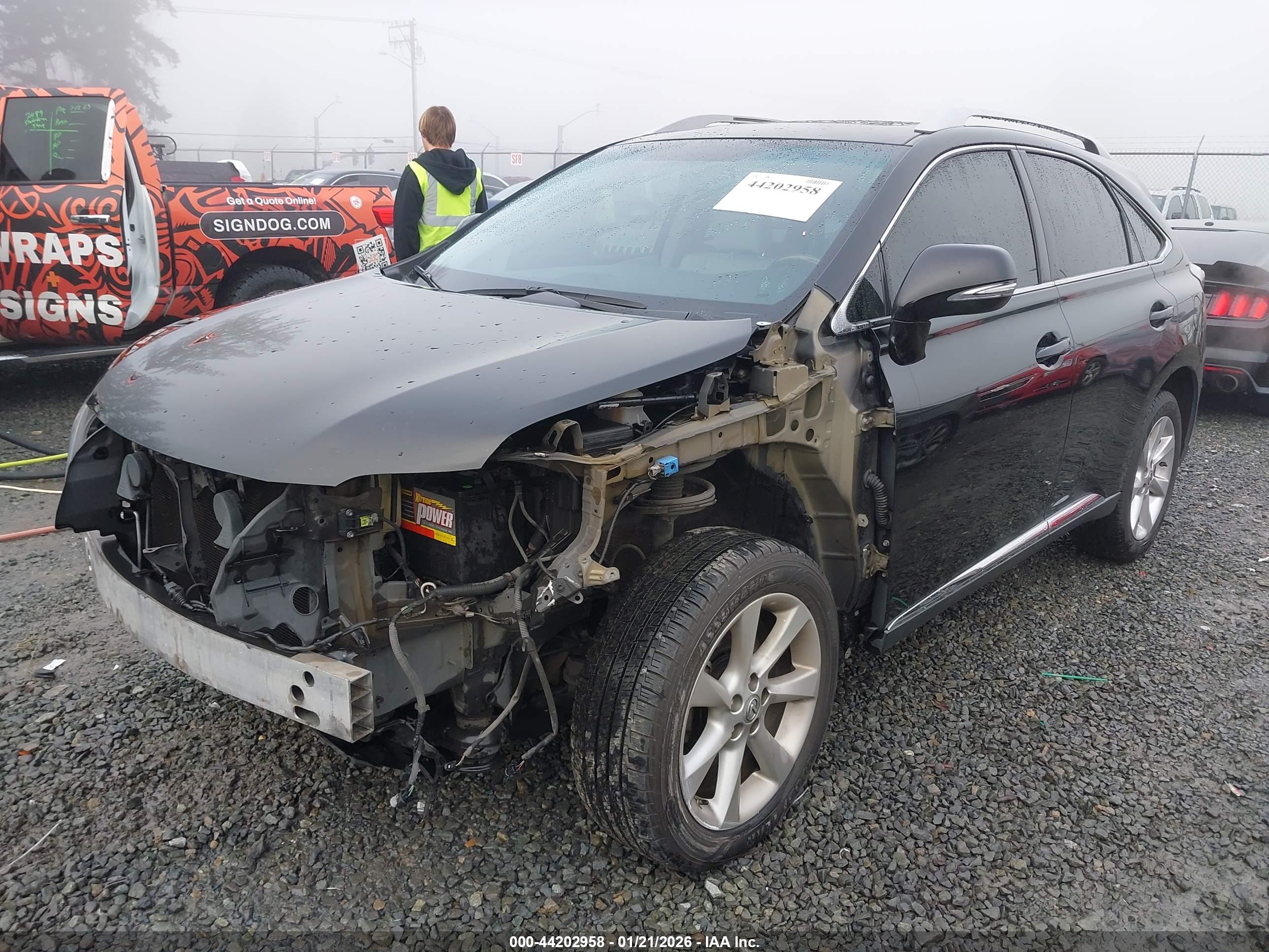 LEXUS RX image 2