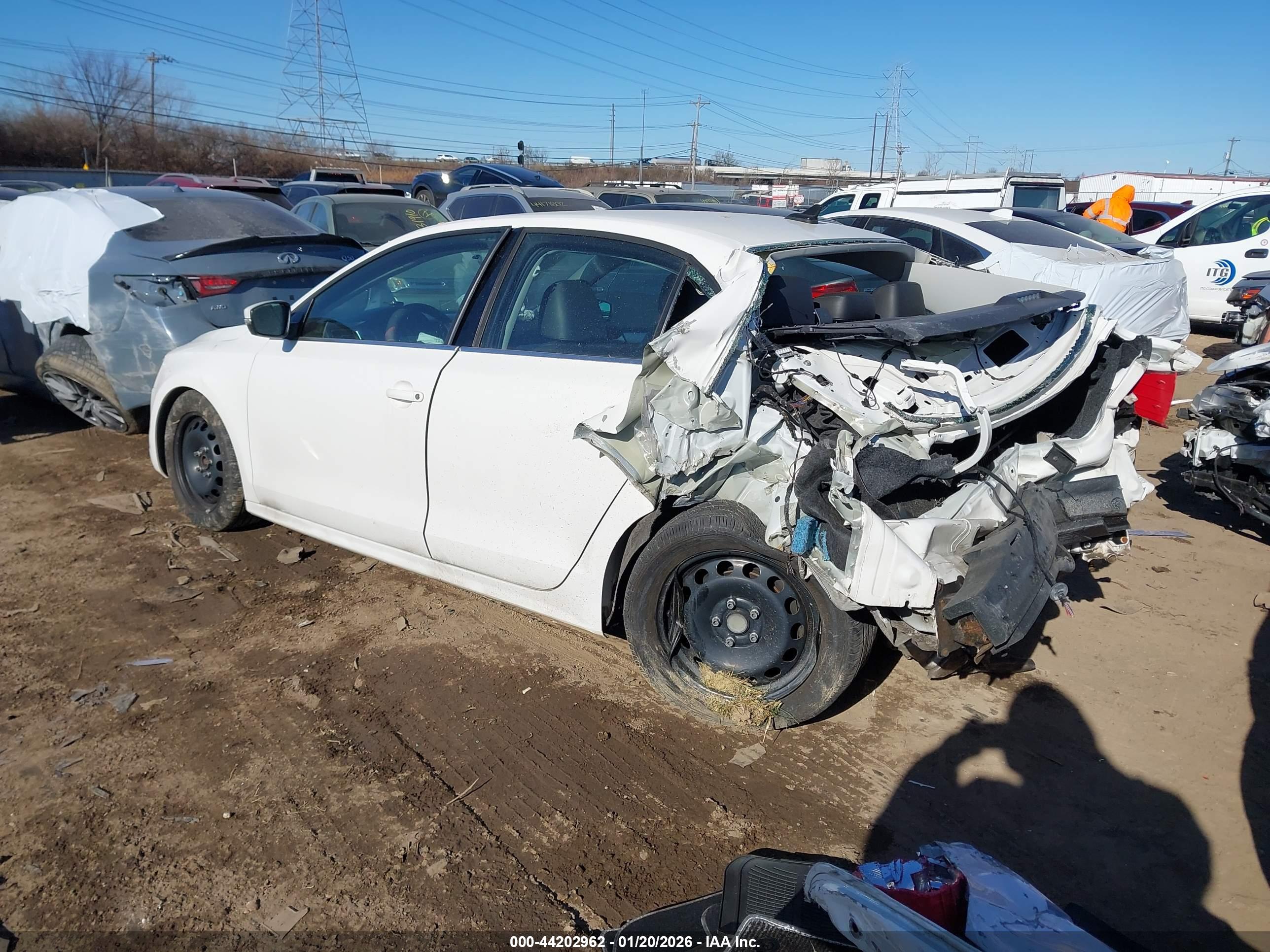 VOLKSWAGEN JETTA image 3