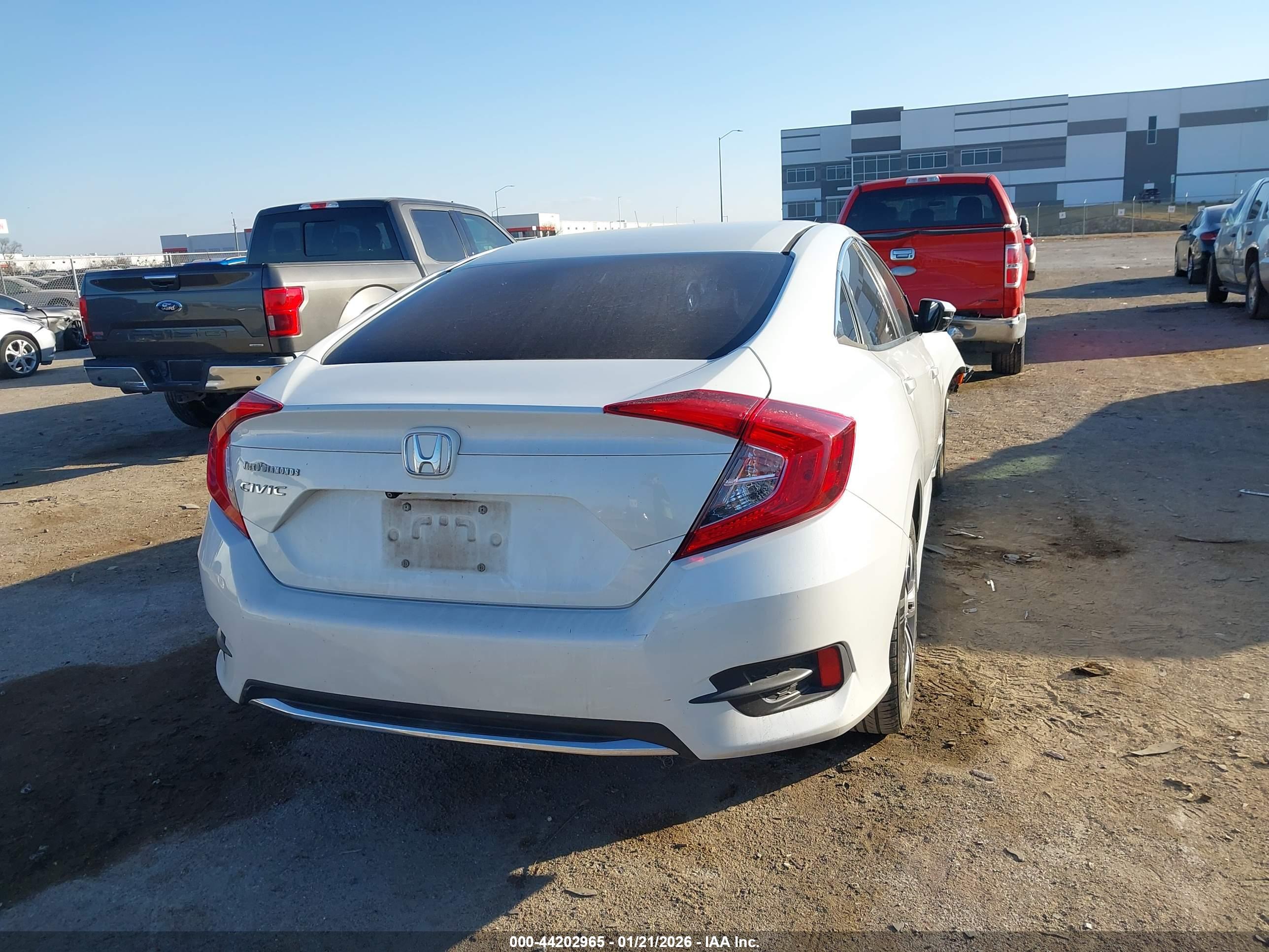 HONDA CIVIC image 4