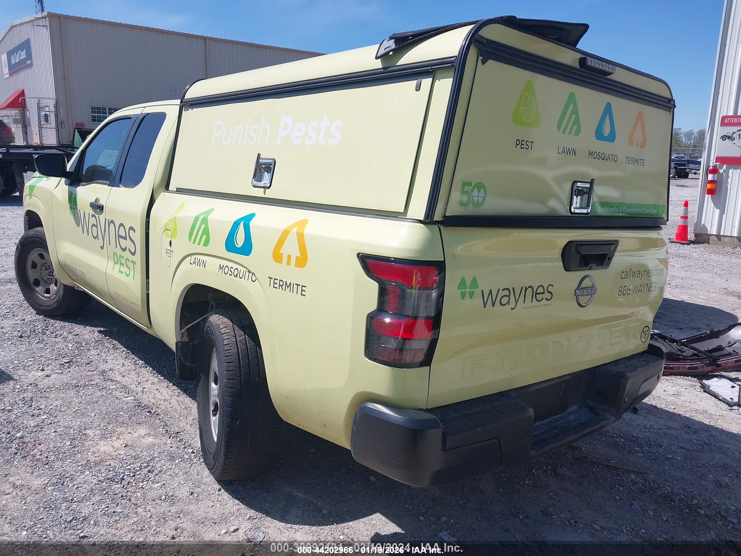 NISSAN FRONTIER image 3