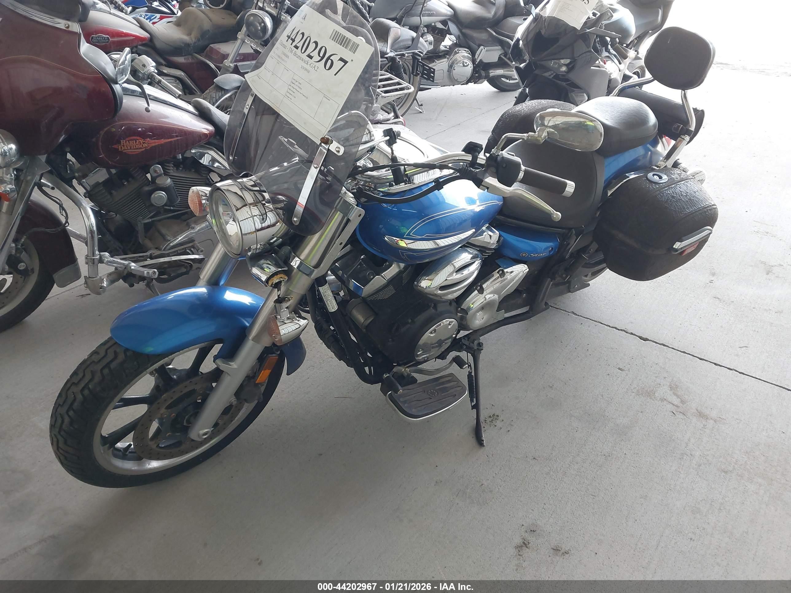 YAMAHA XVS950 image 2