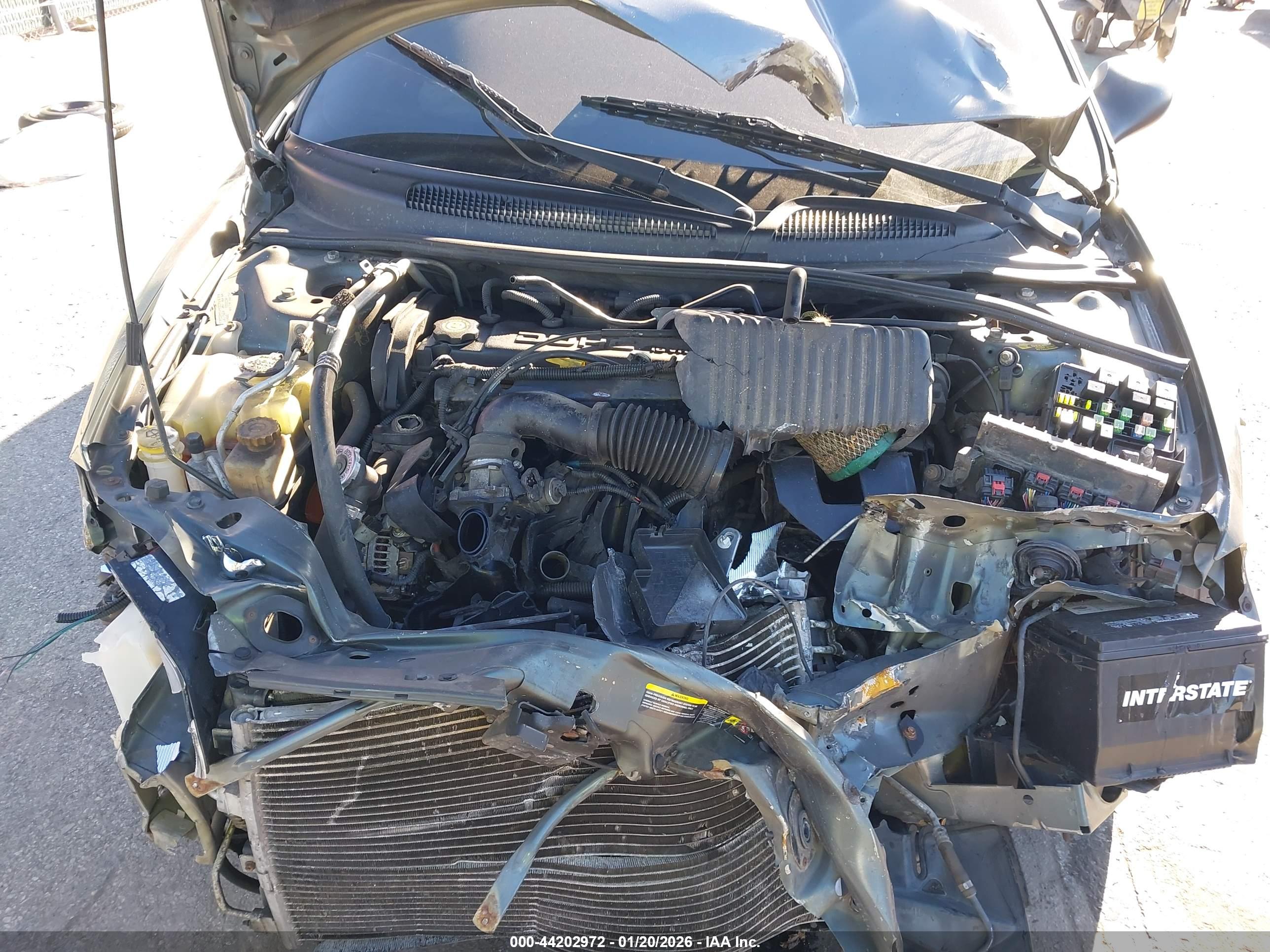 DODGE STRATUS image 10