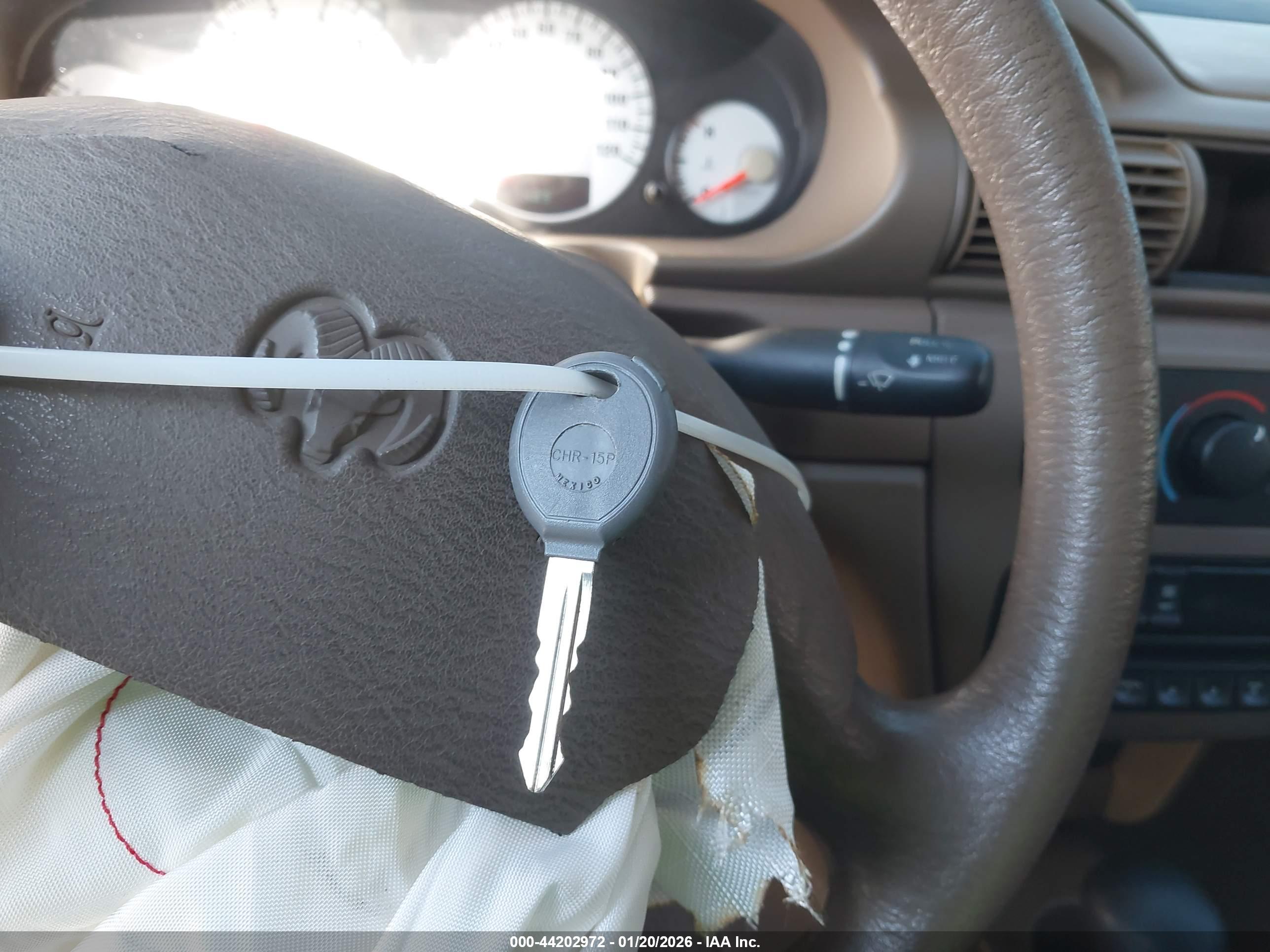 DODGE STRATUS image 11