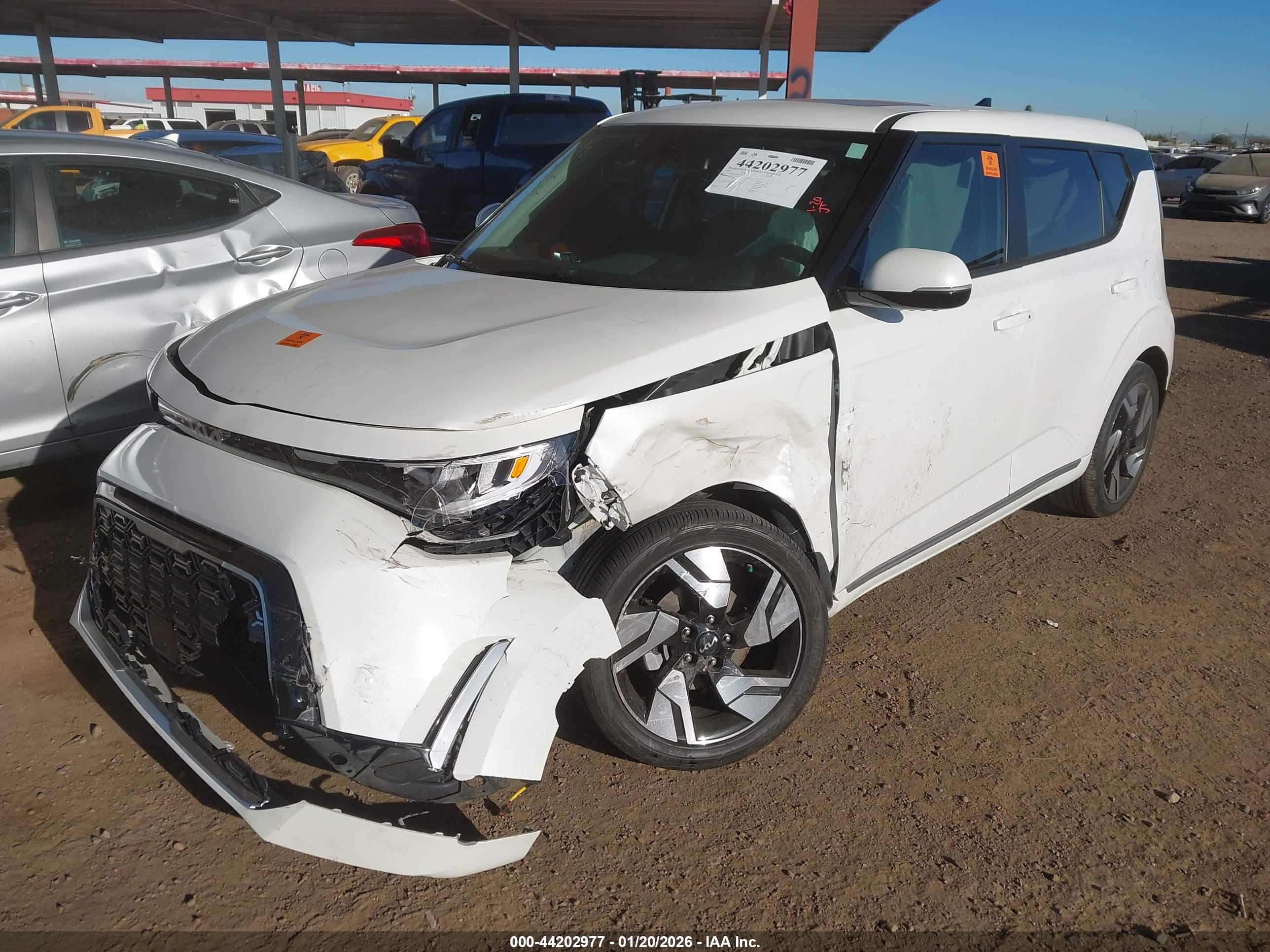 KIA SOUL image 2