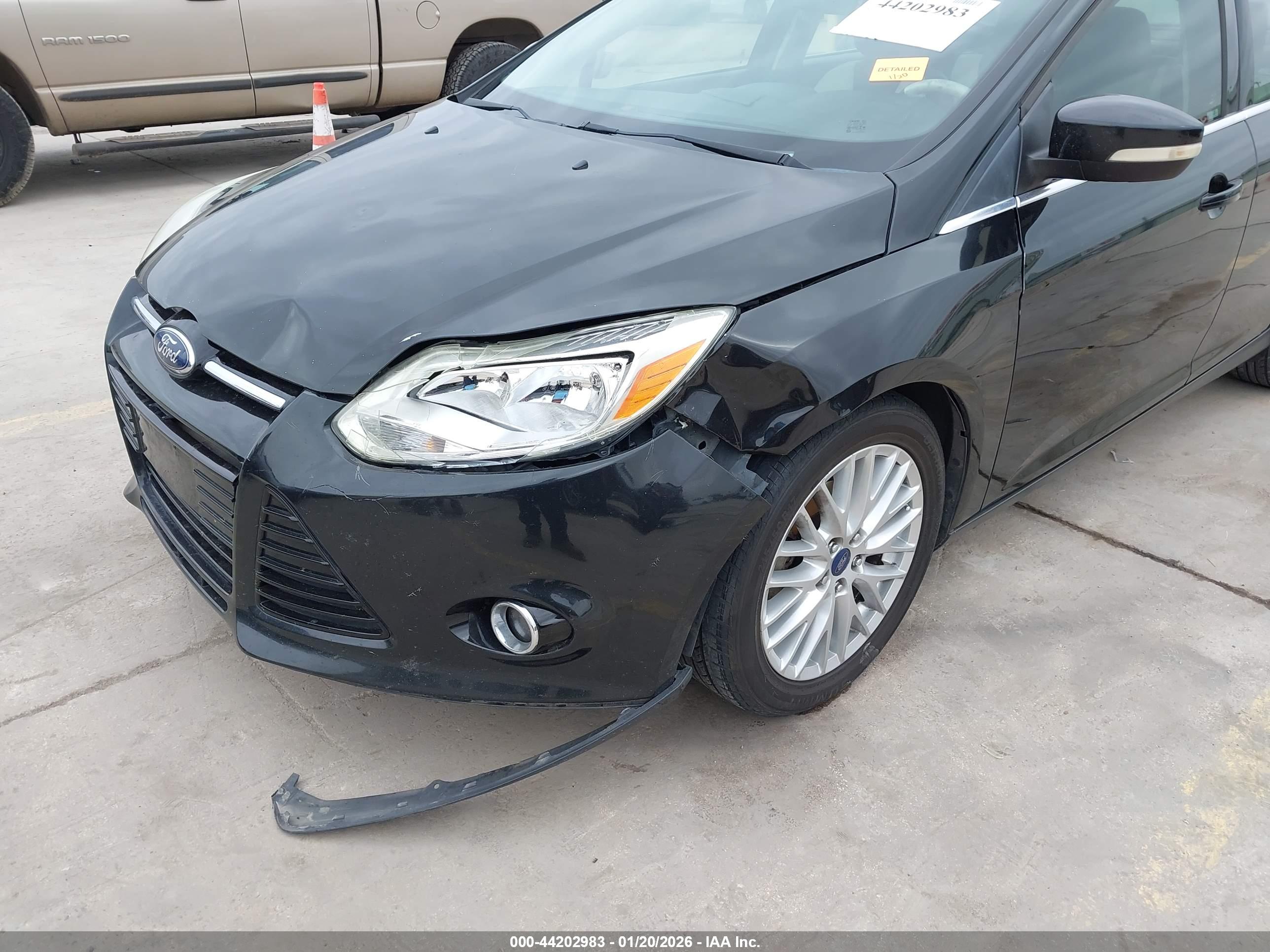 FORD FOCUS image 6