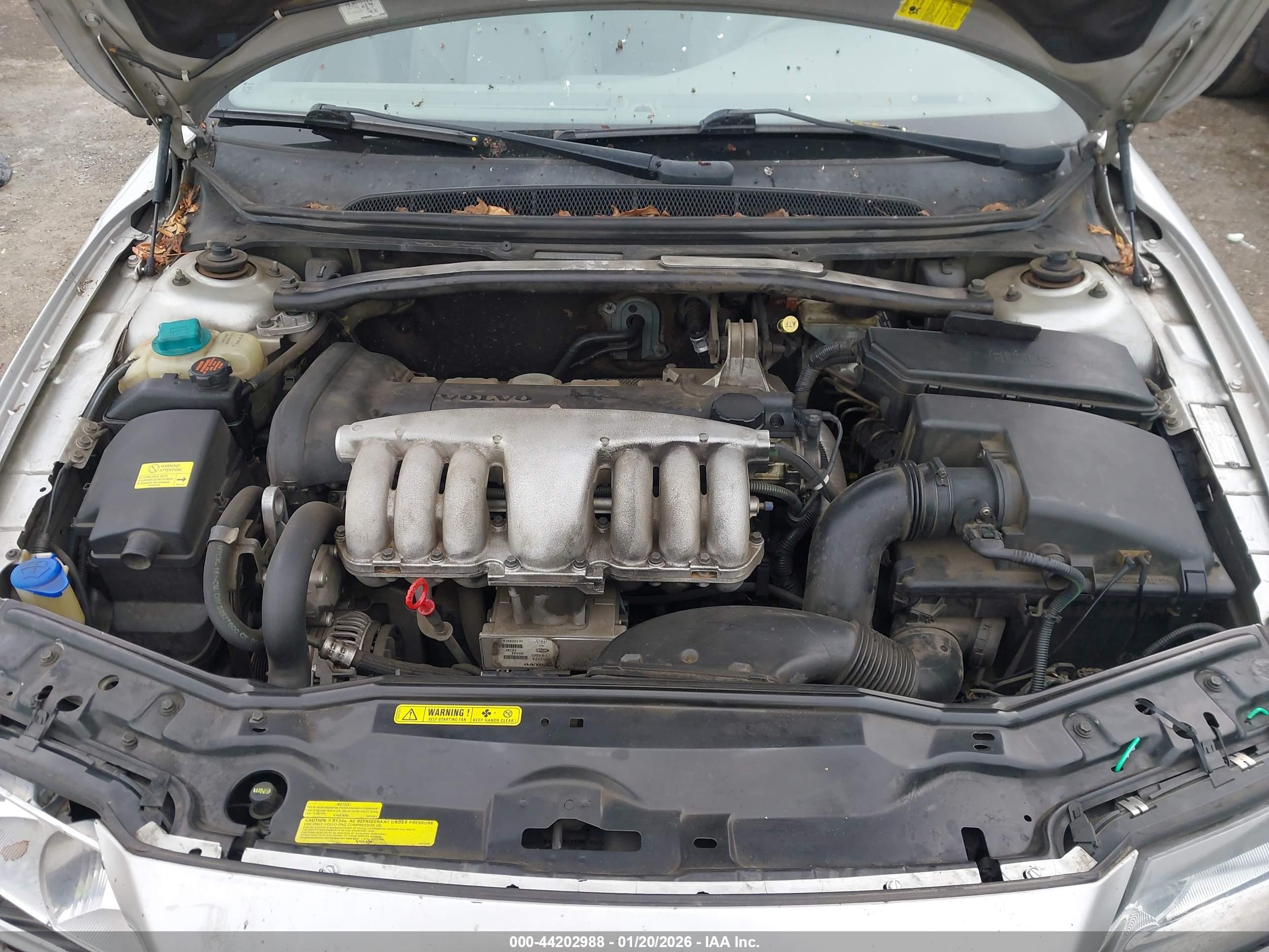 VOLVO S80 image 10
