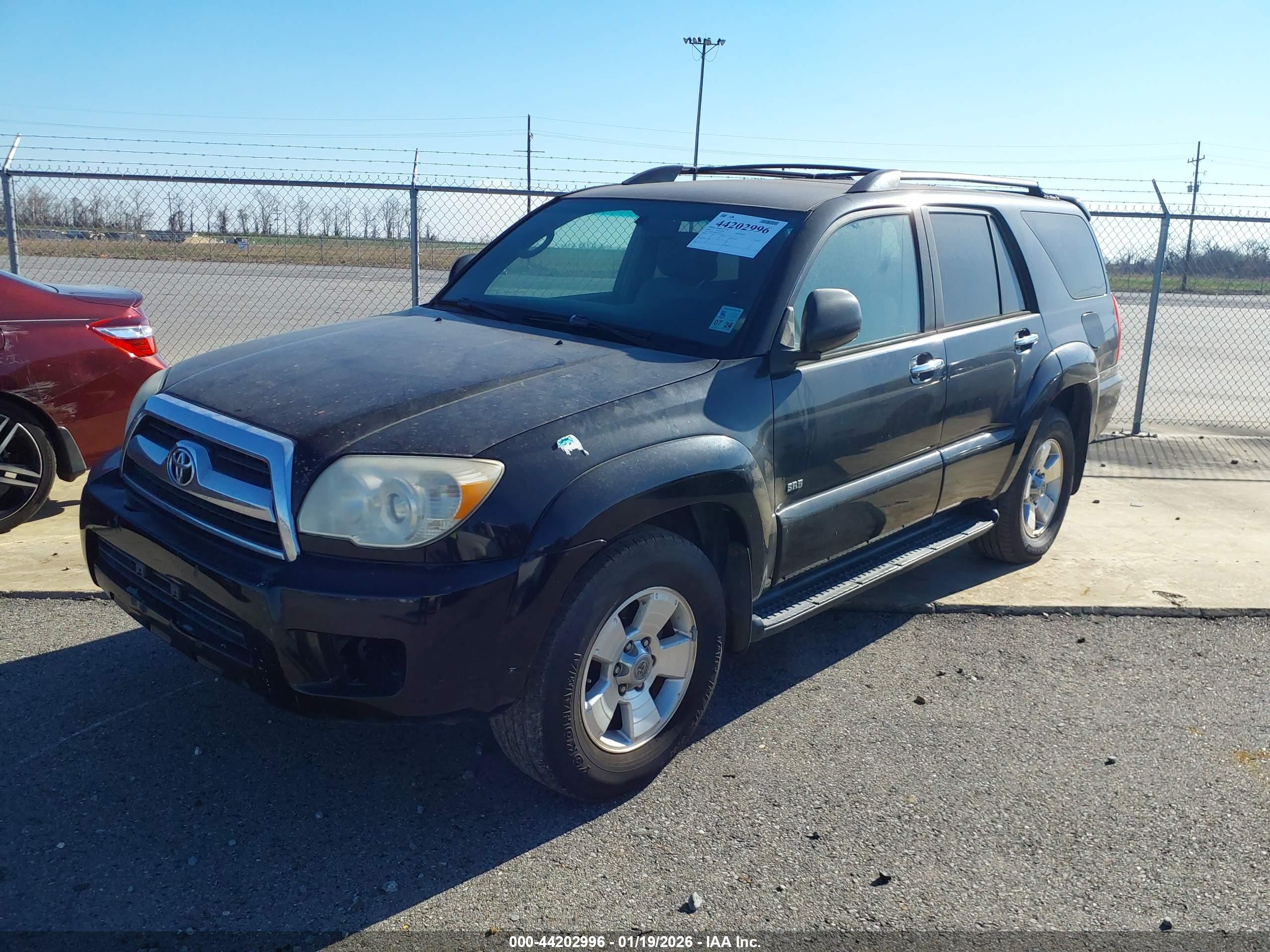 TOYOTA 4RUNNER image 2