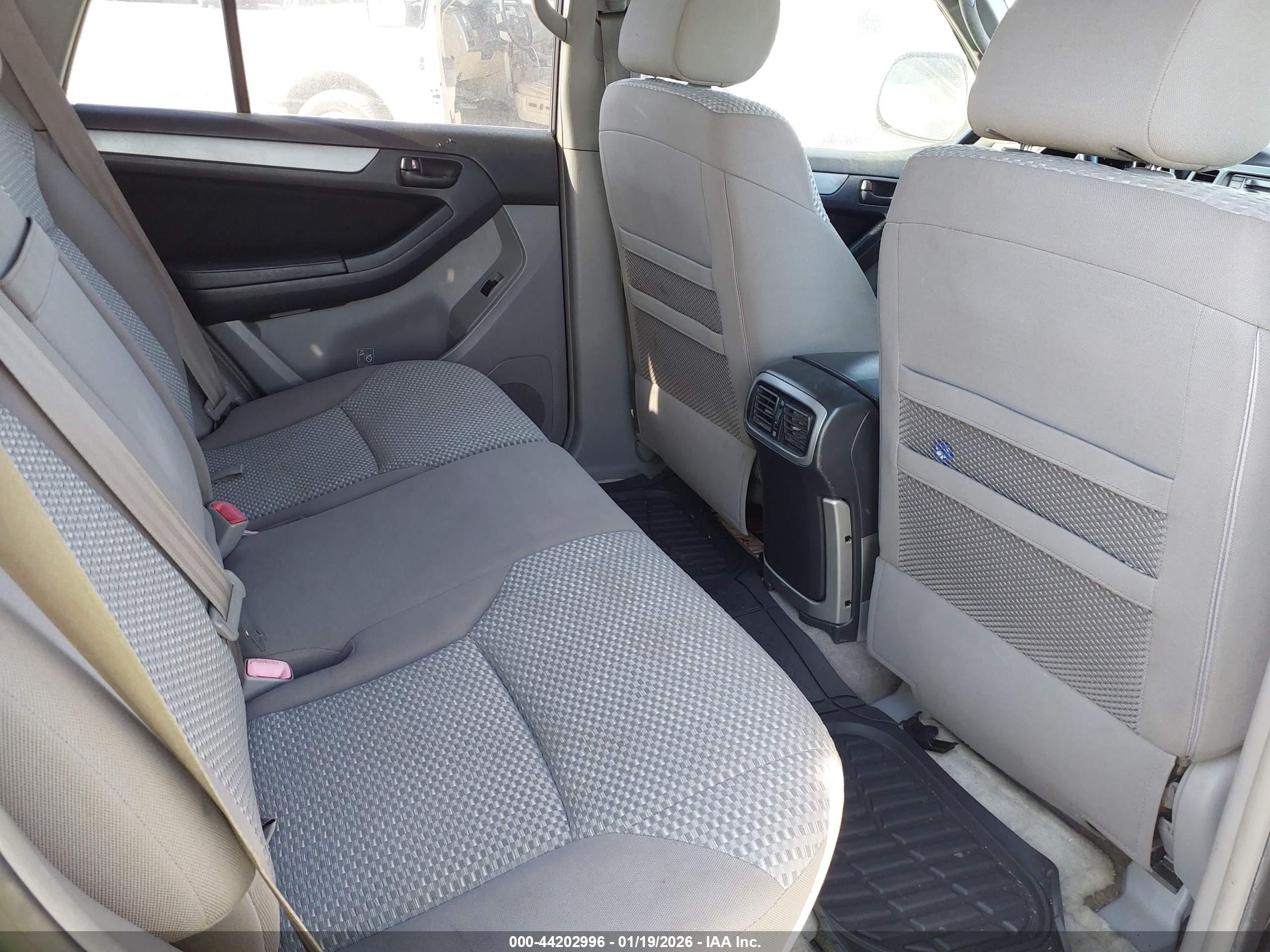 TOYOTA 4RUNNER image 8