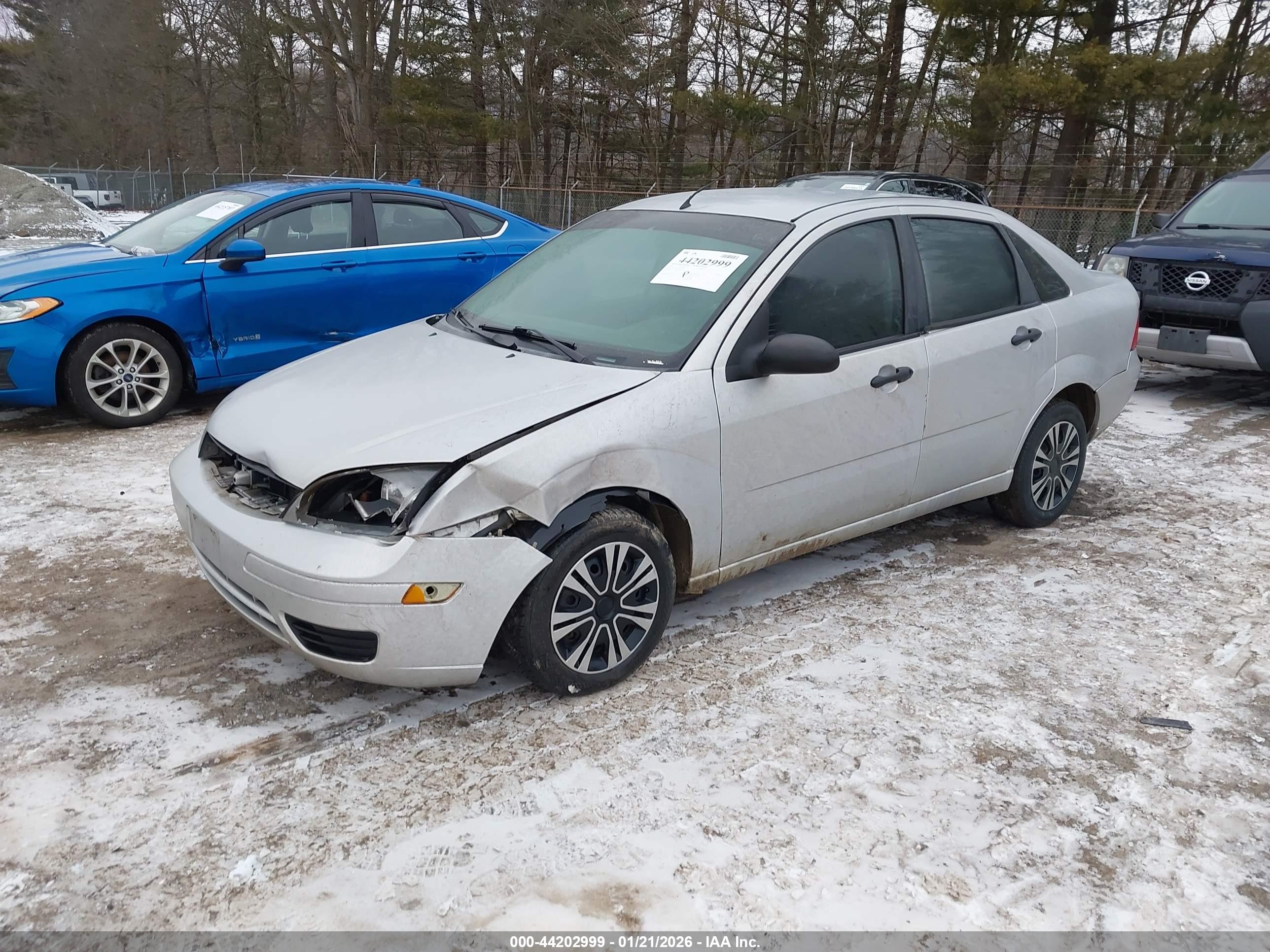 FORD FOCUS image 2
