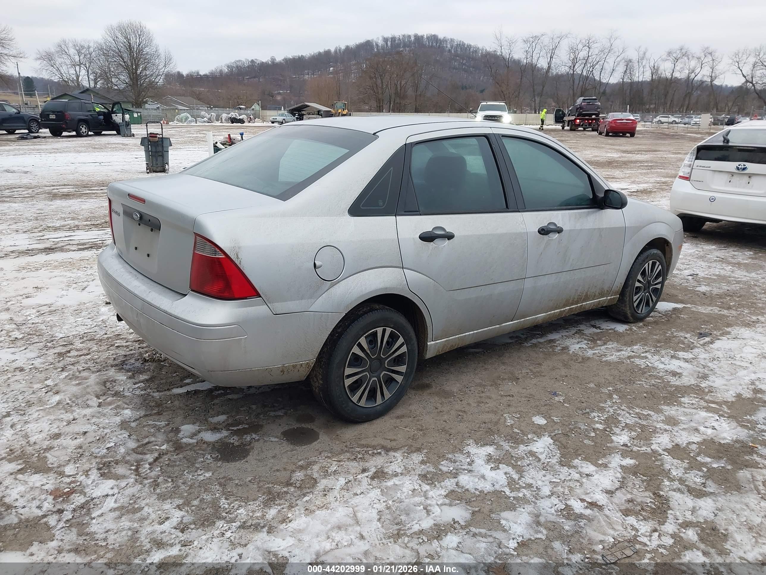 FORD FOCUS image 4