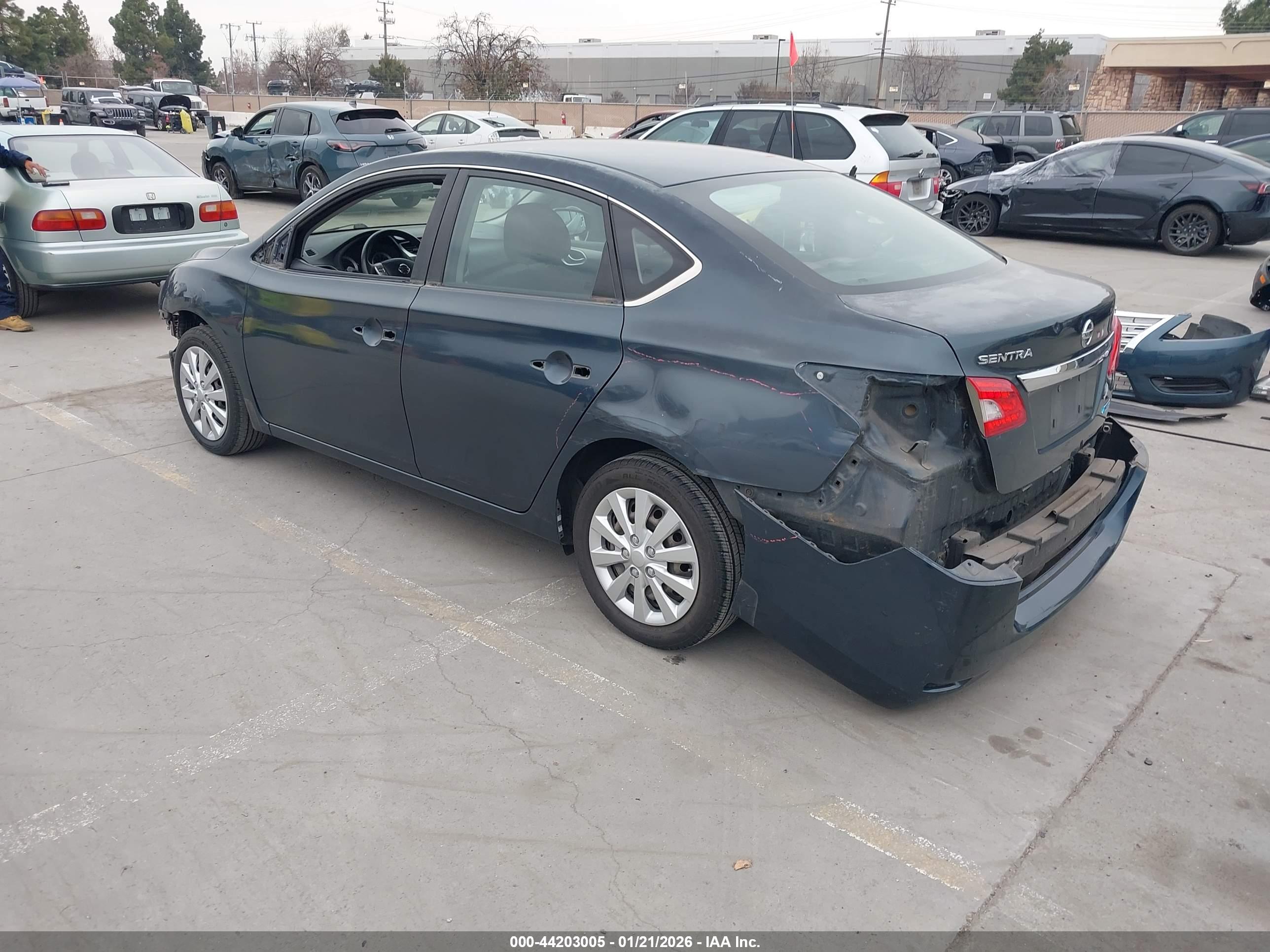 NISSAN SENTRA image 3