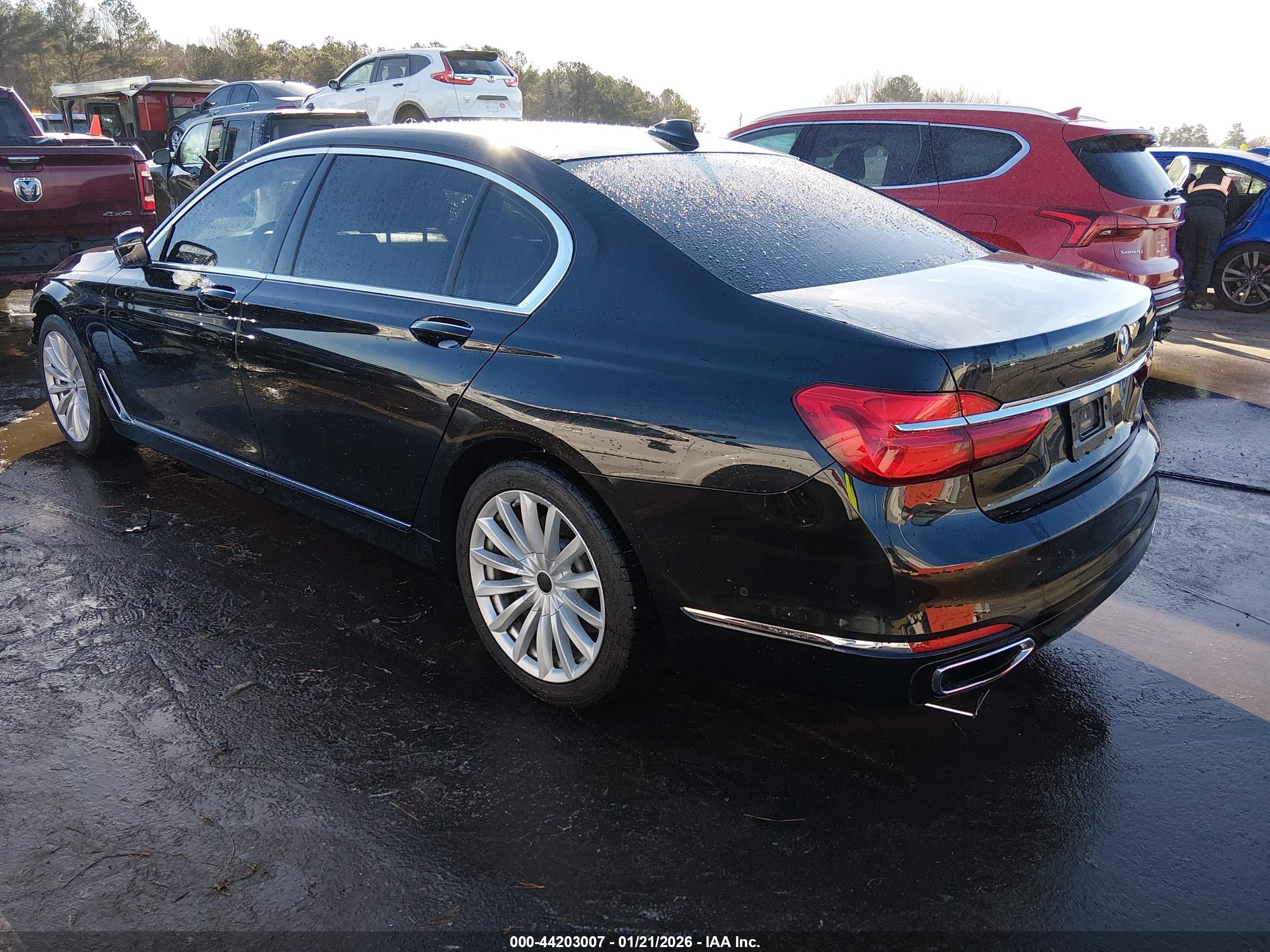 BMW 740I image 3
