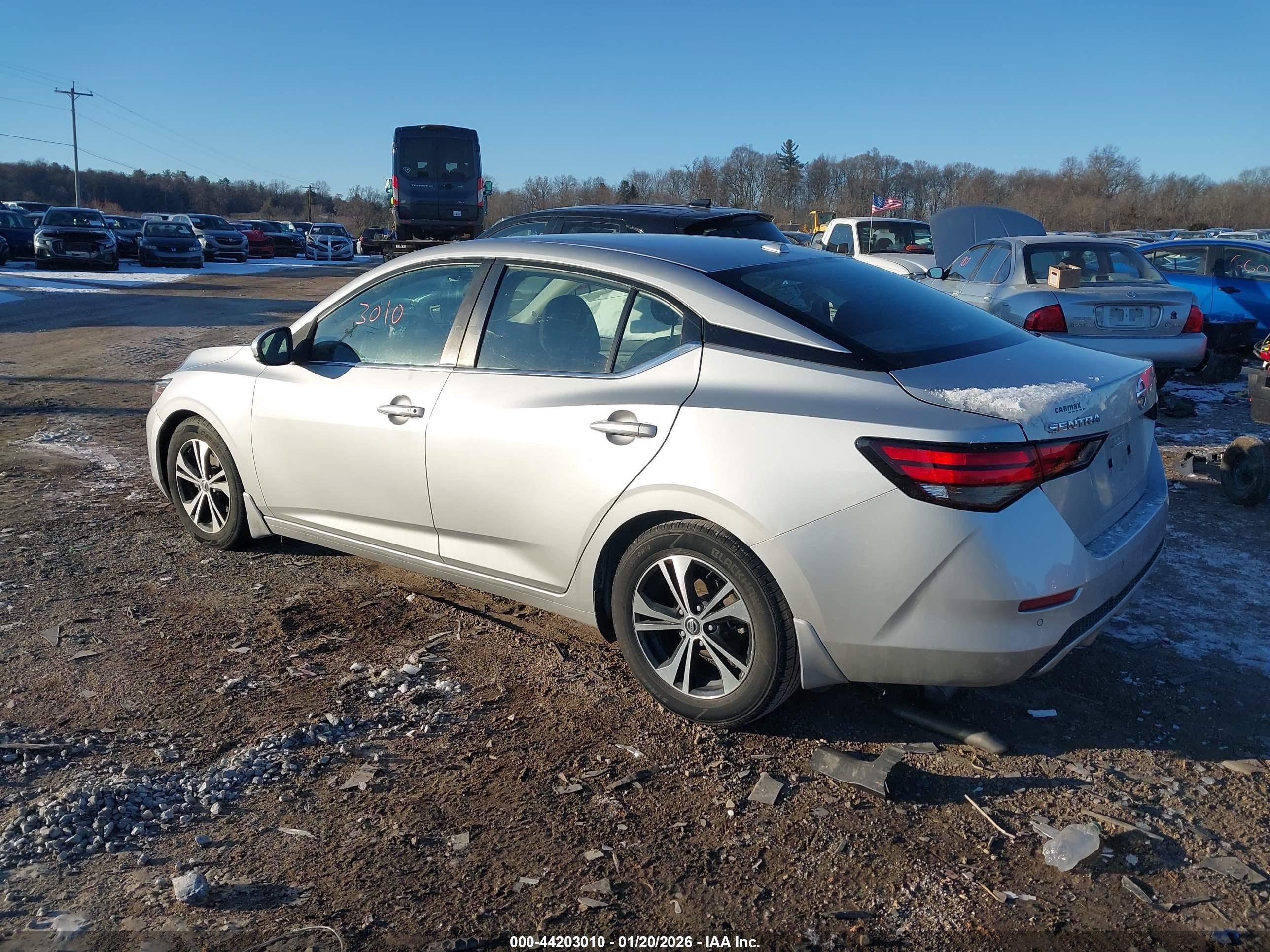 NISSAN SENTRA image 3