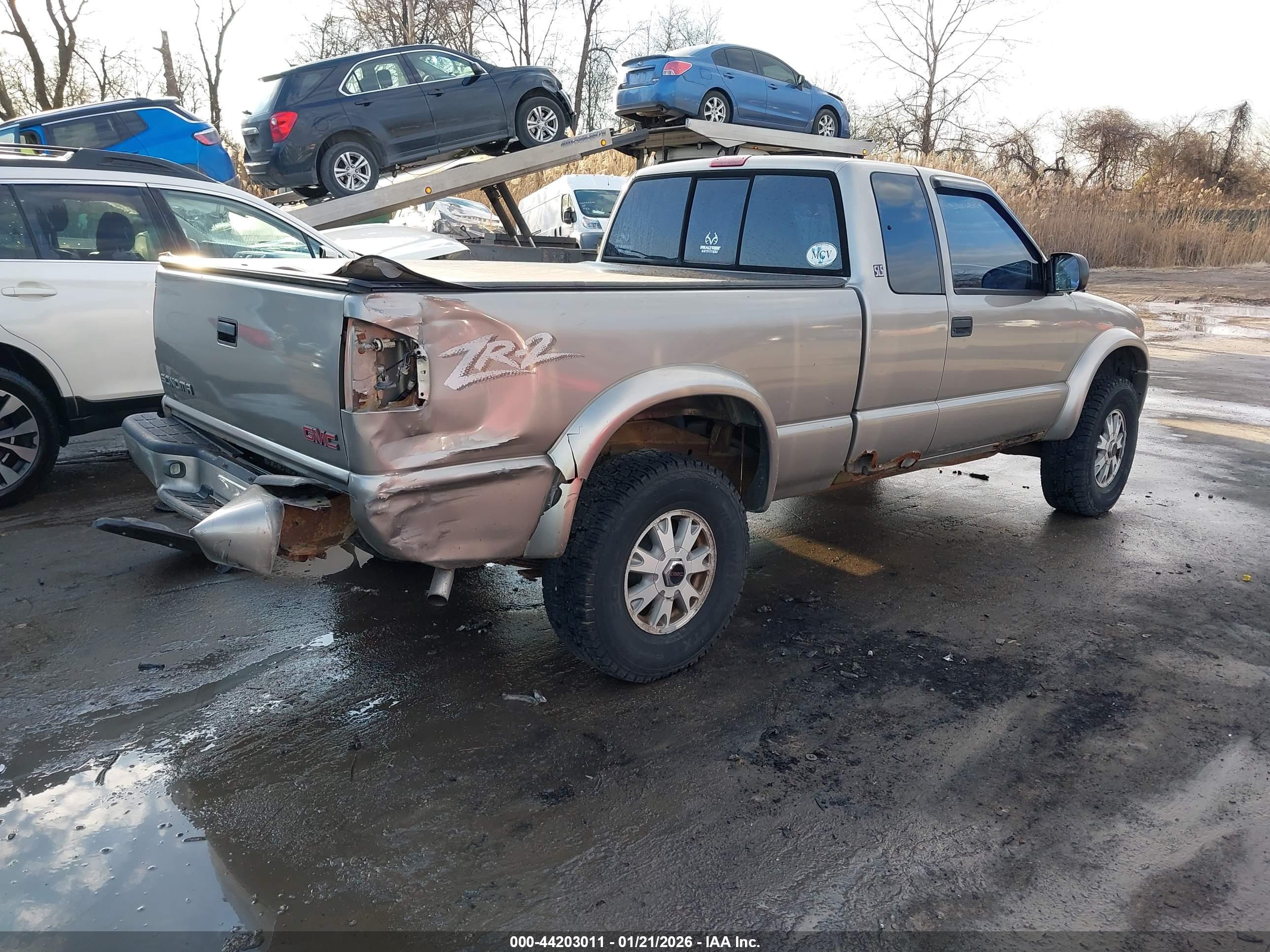 GMC SONOMA image 4