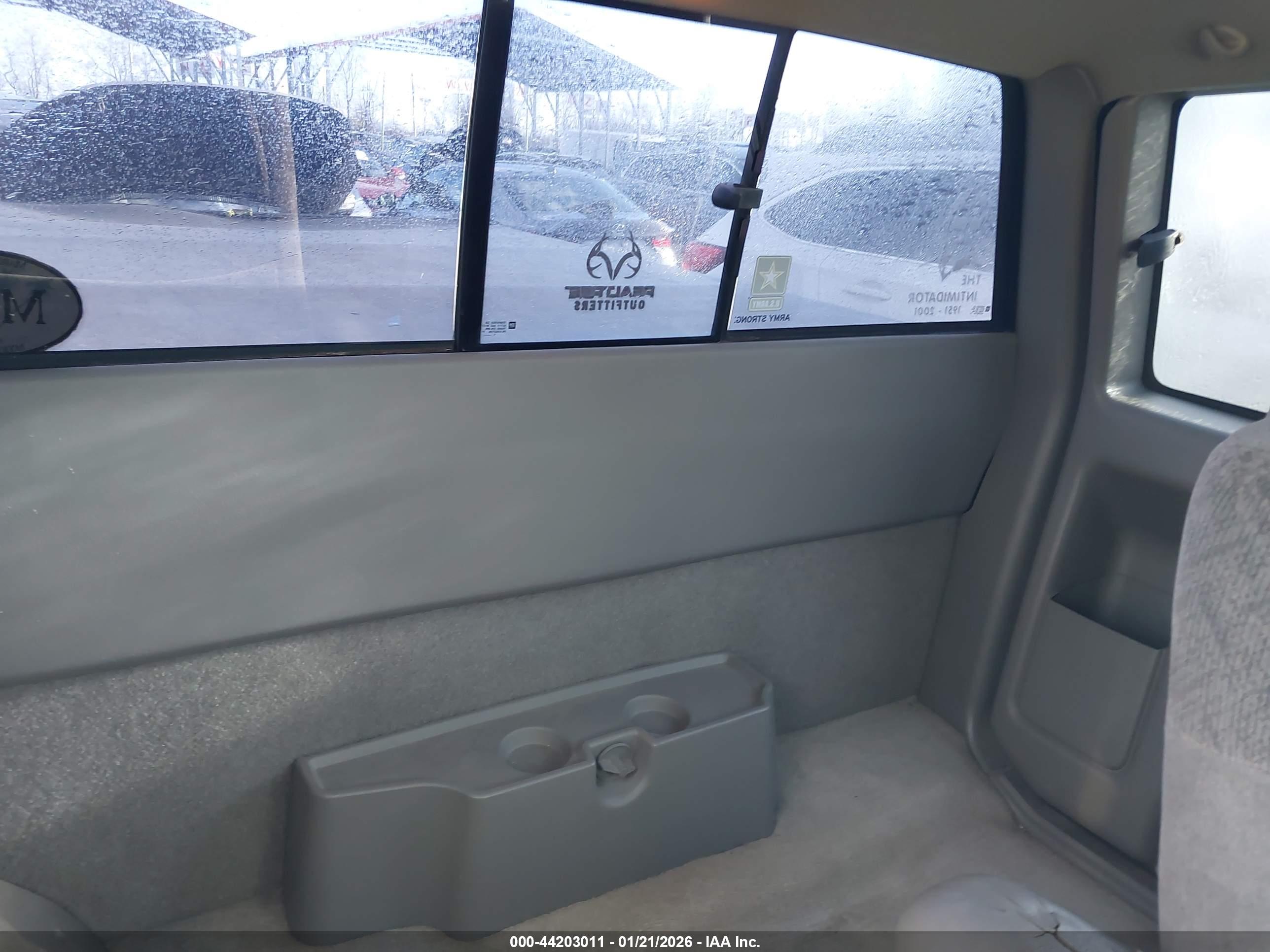 GMC SONOMA image 8