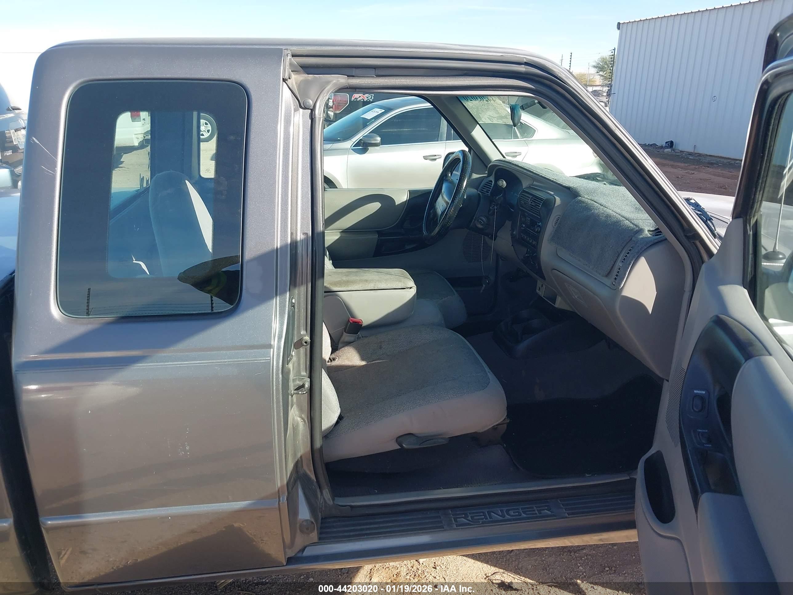 FORD RANGER image 5
