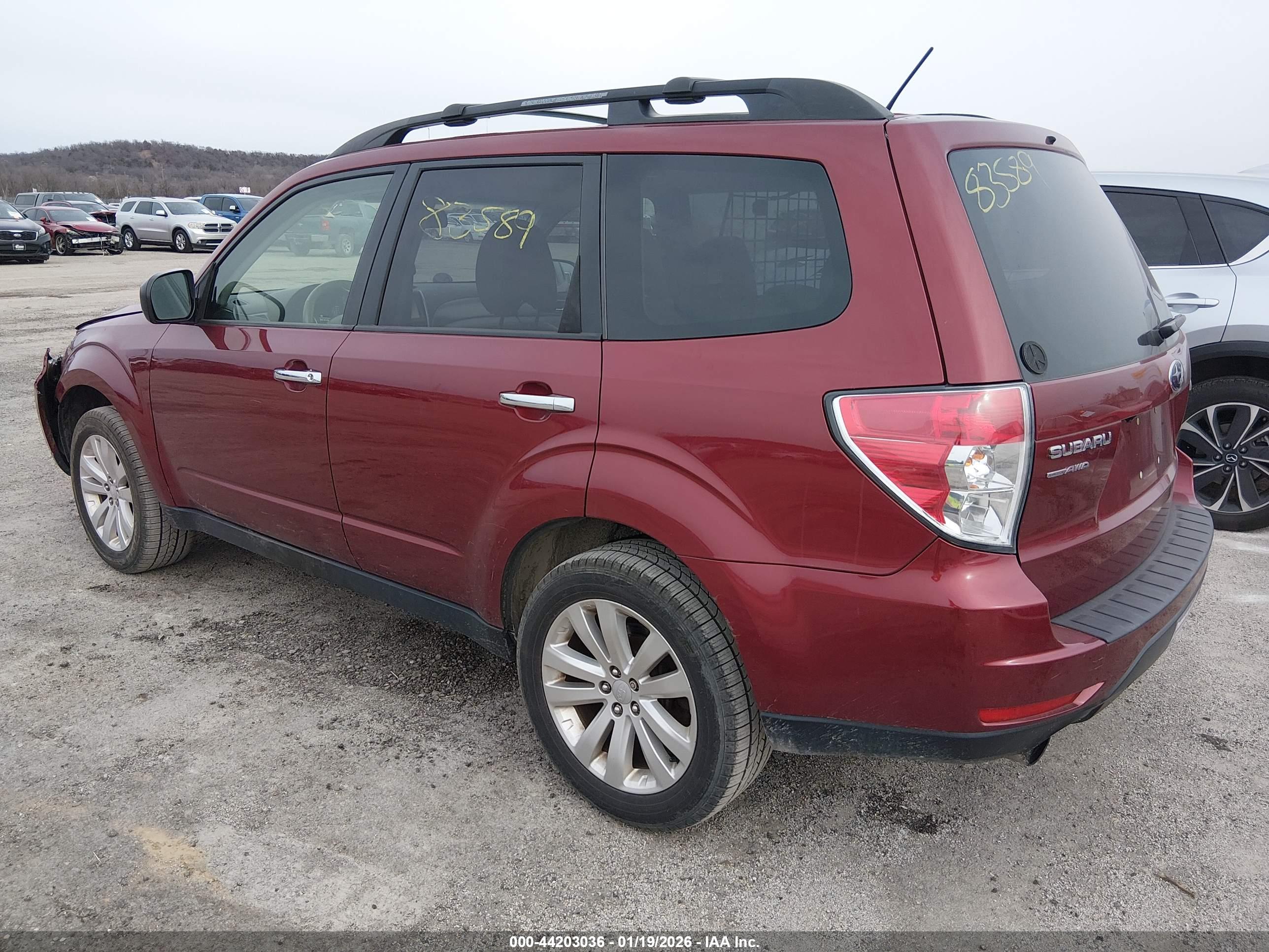 SUBARU FORESTER image 3