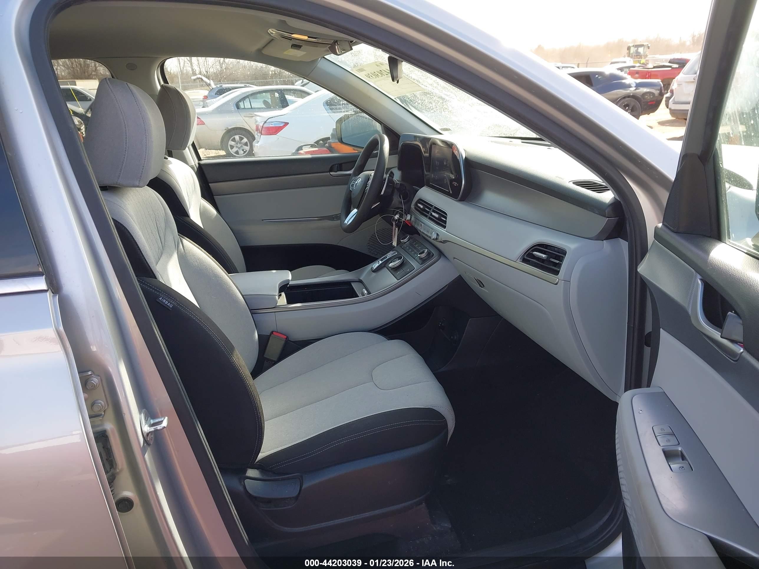 HYUNDAI PALISADE image 5