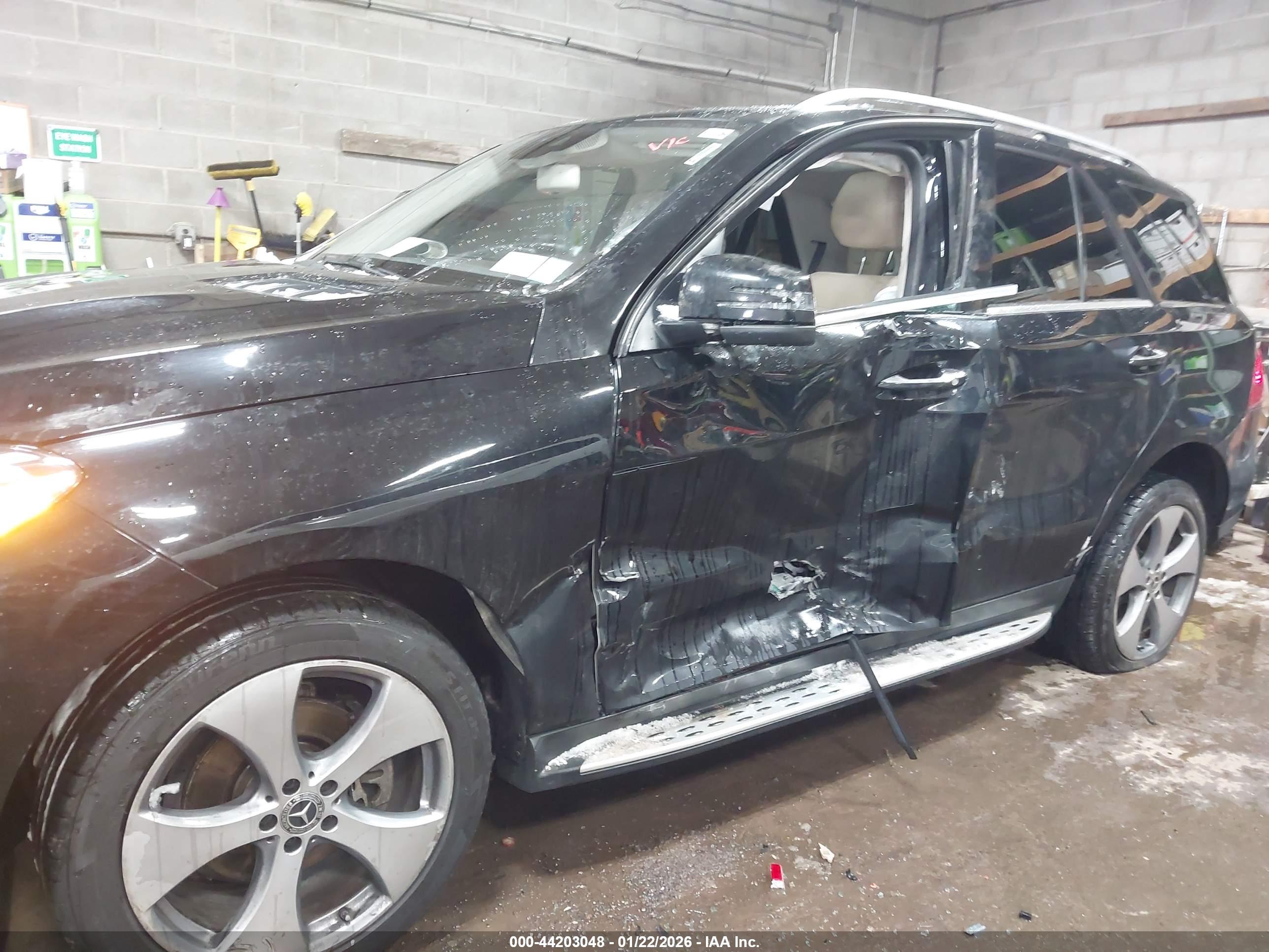 MERCEDES-BENZ GLE image 6