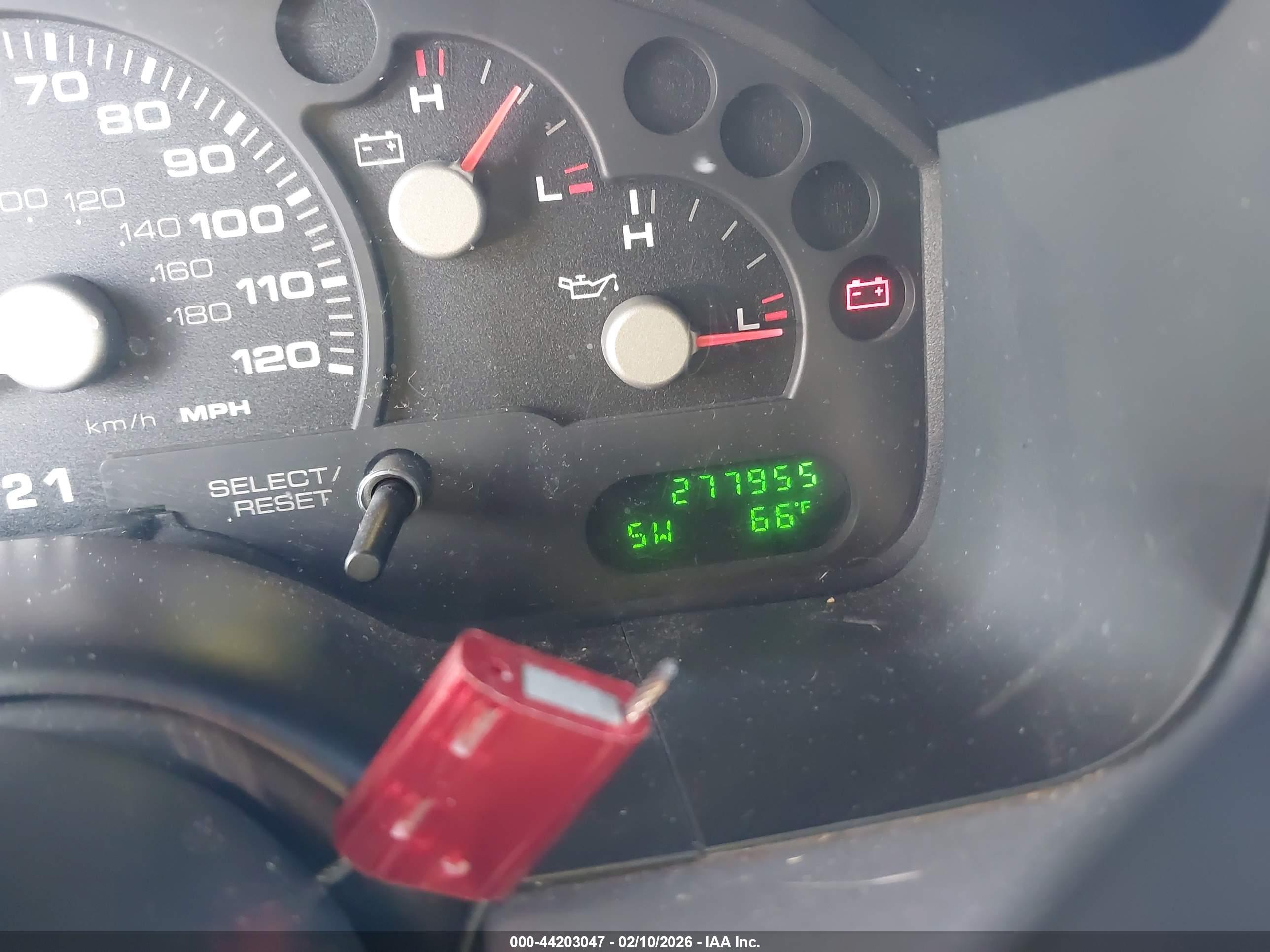 FORD EXPLORER image 7