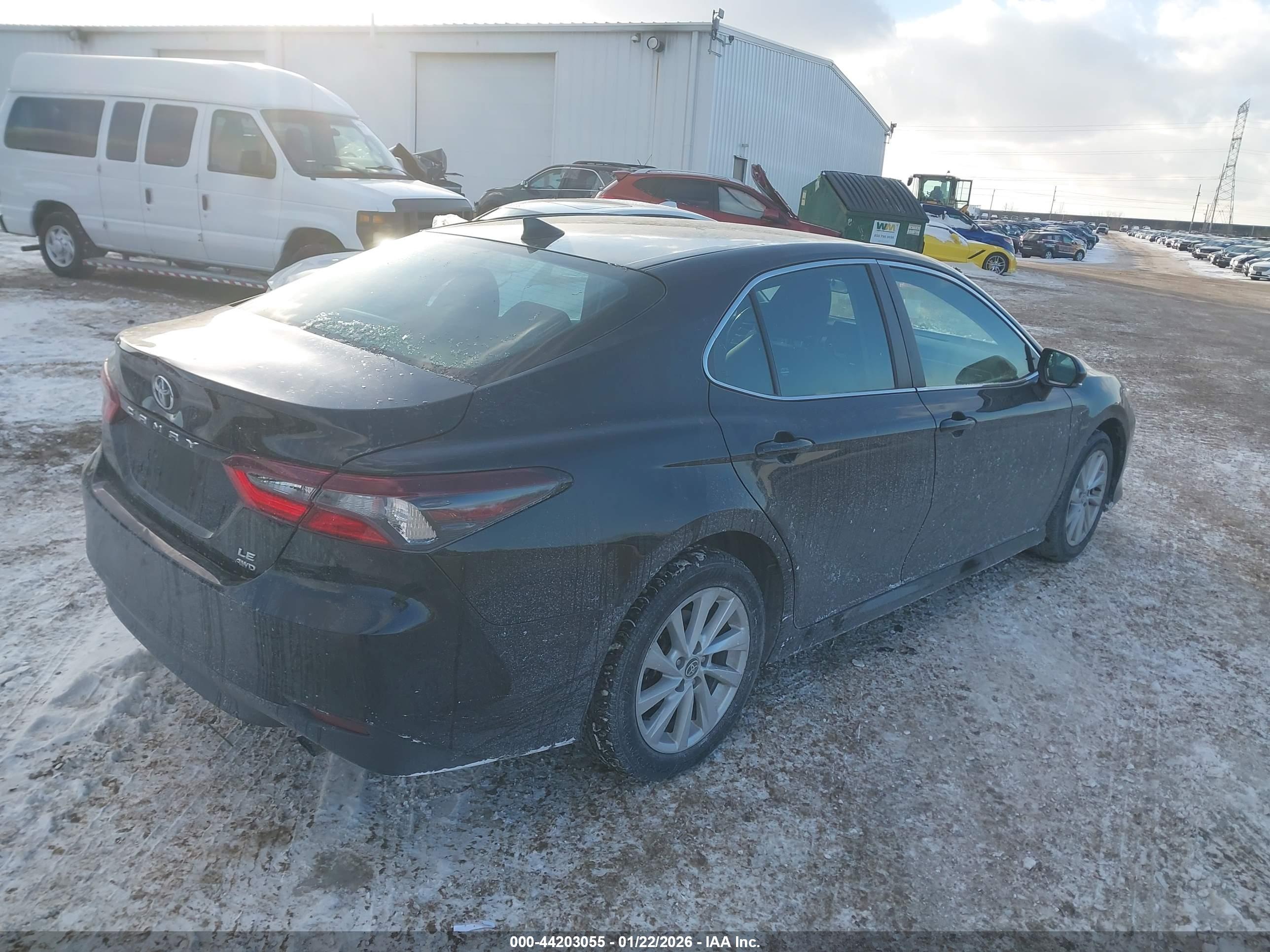 TOYOTA CAMRY image 4
