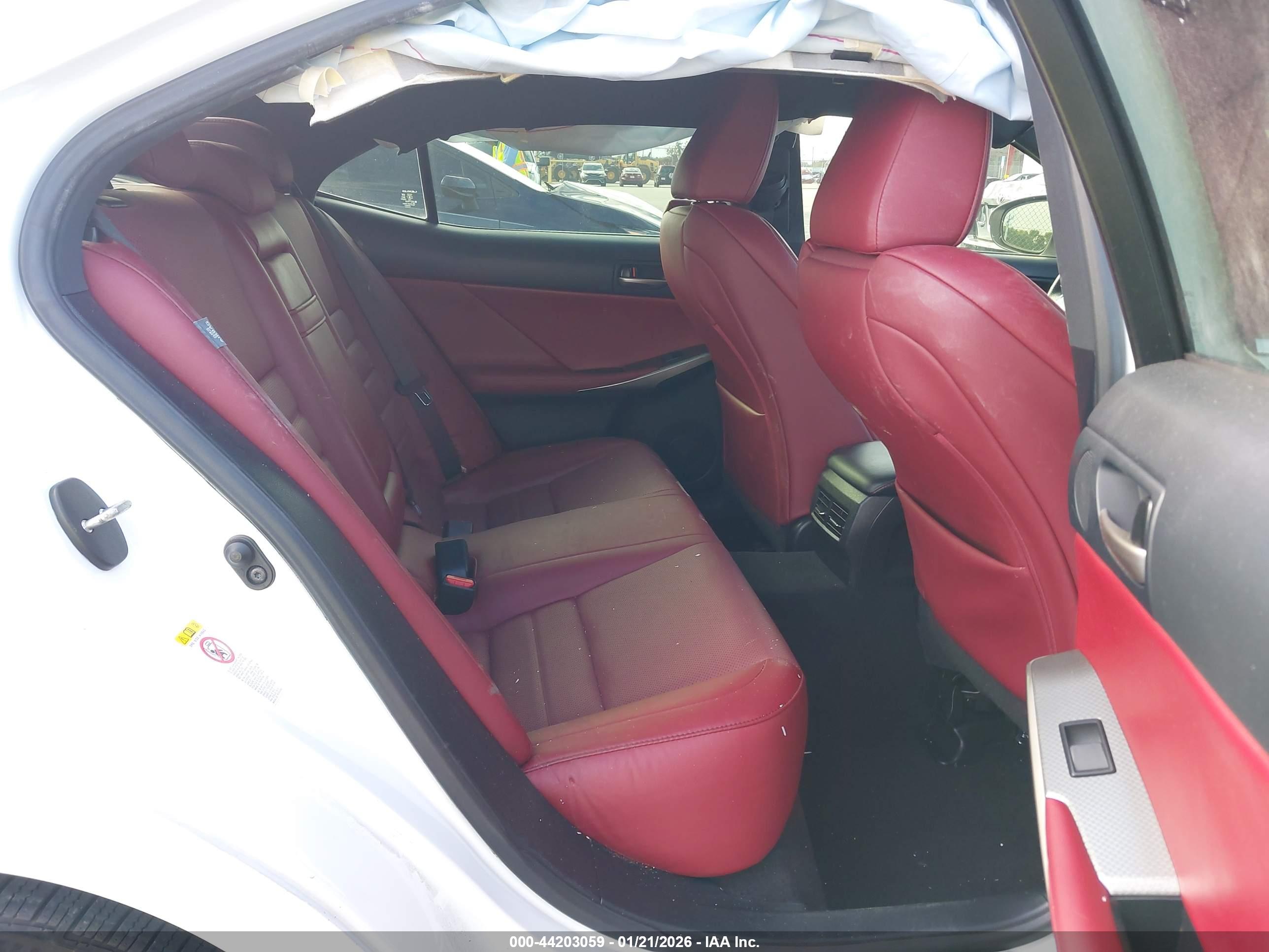 LEXUS IS image 8