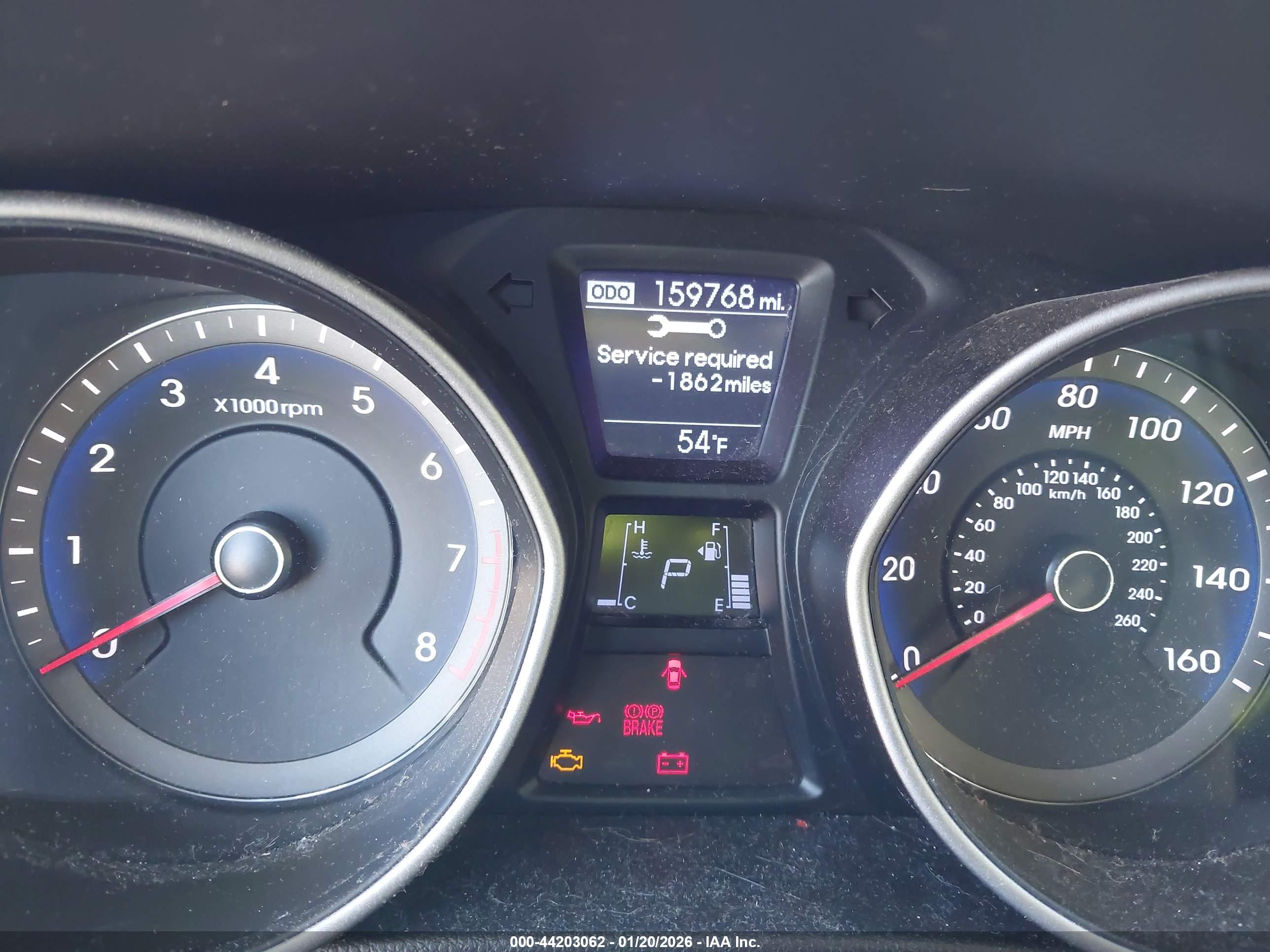 HYUNDAI ELANTRA image 7