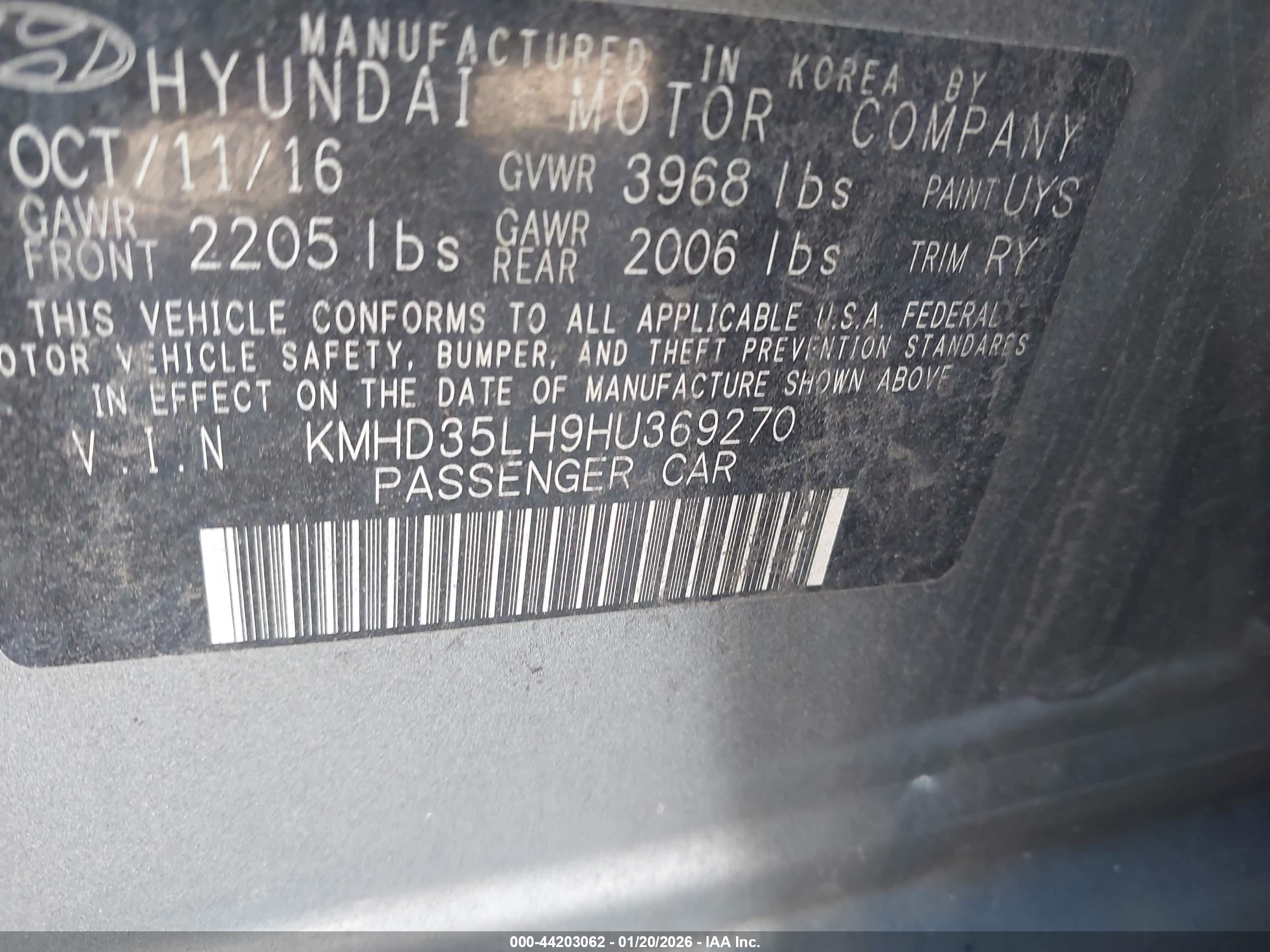 HYUNDAI ELANTRA image 9