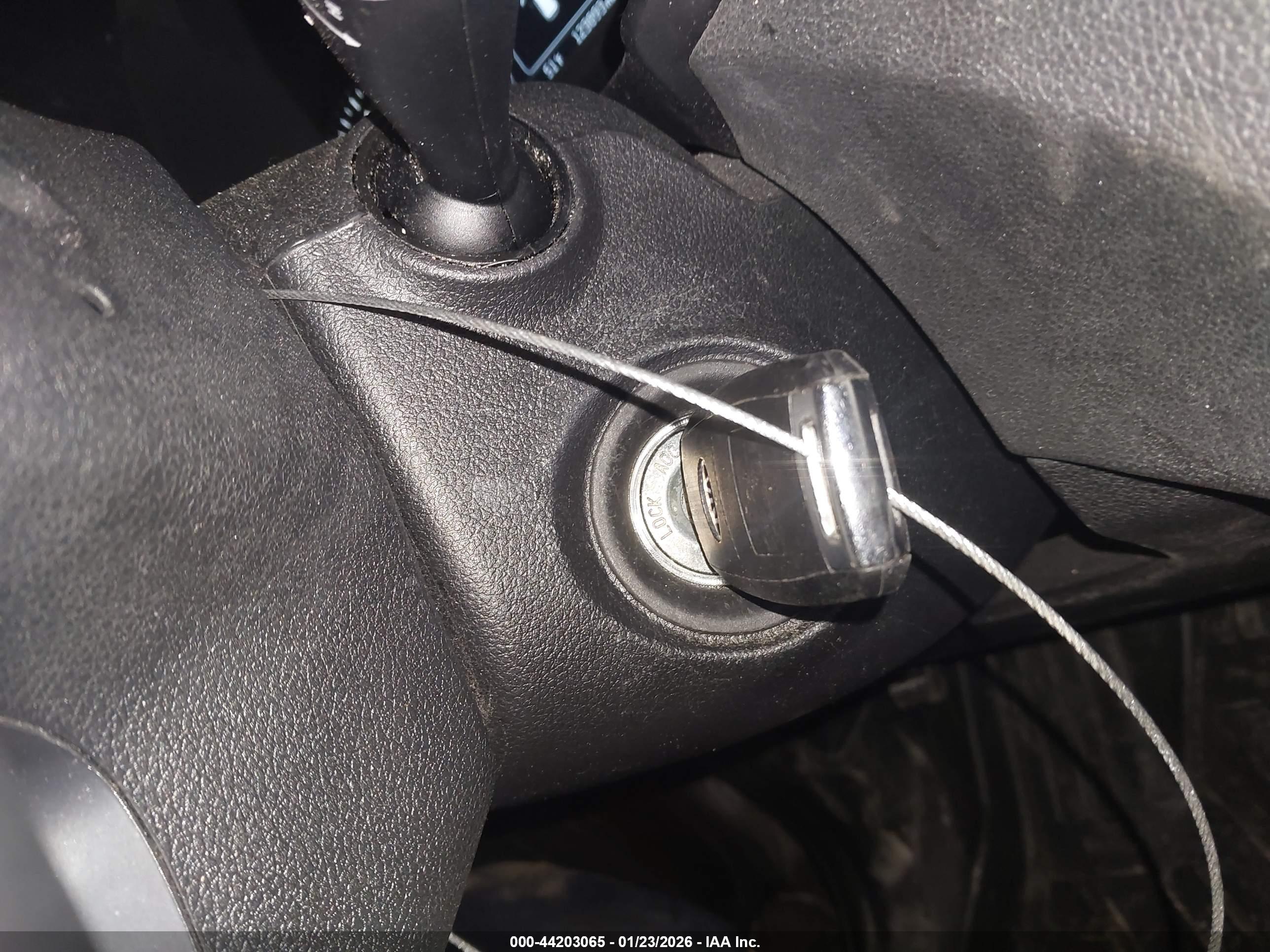 KIA SORENTO image 11