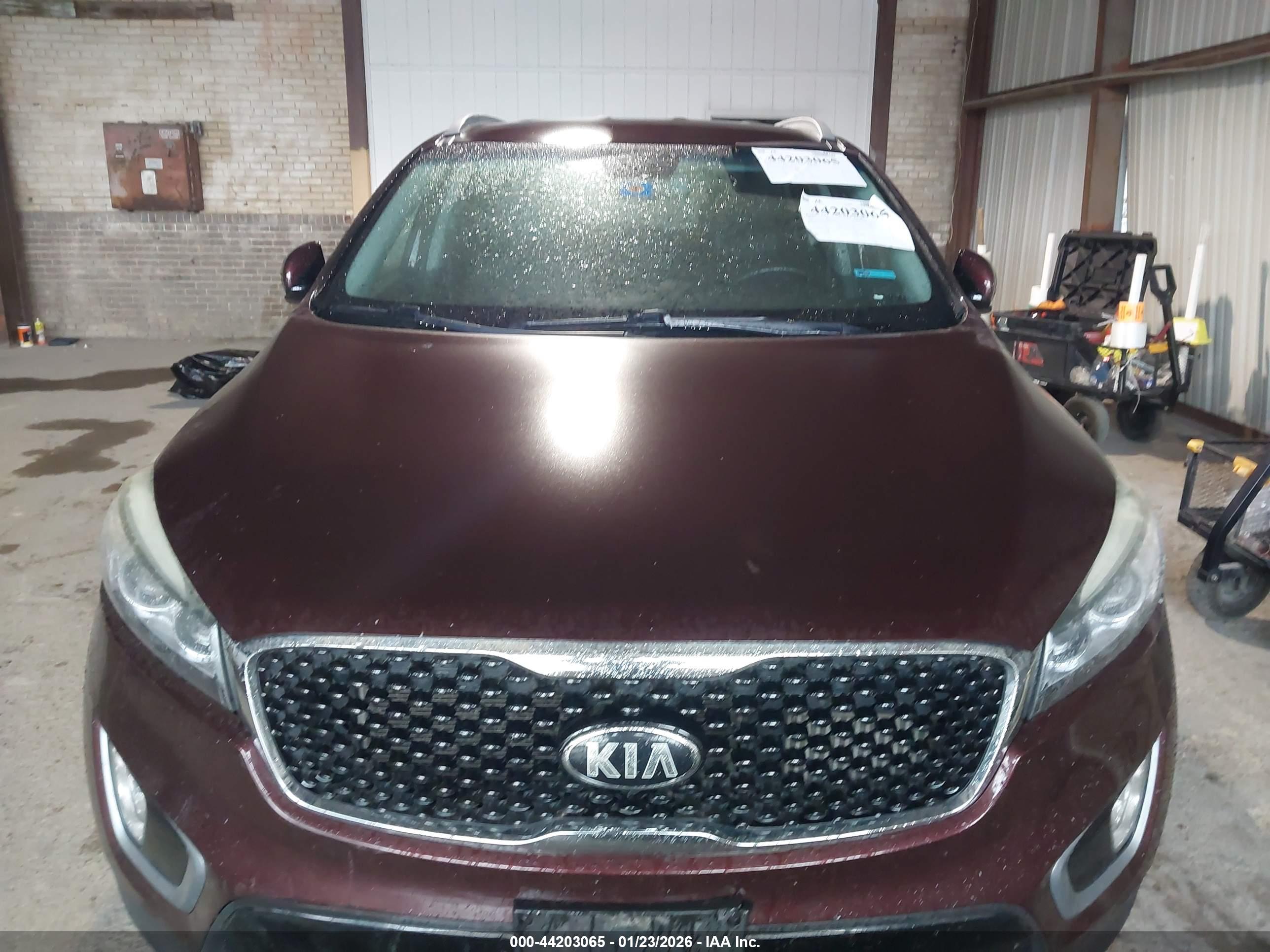 KIA SORENTO image 6
